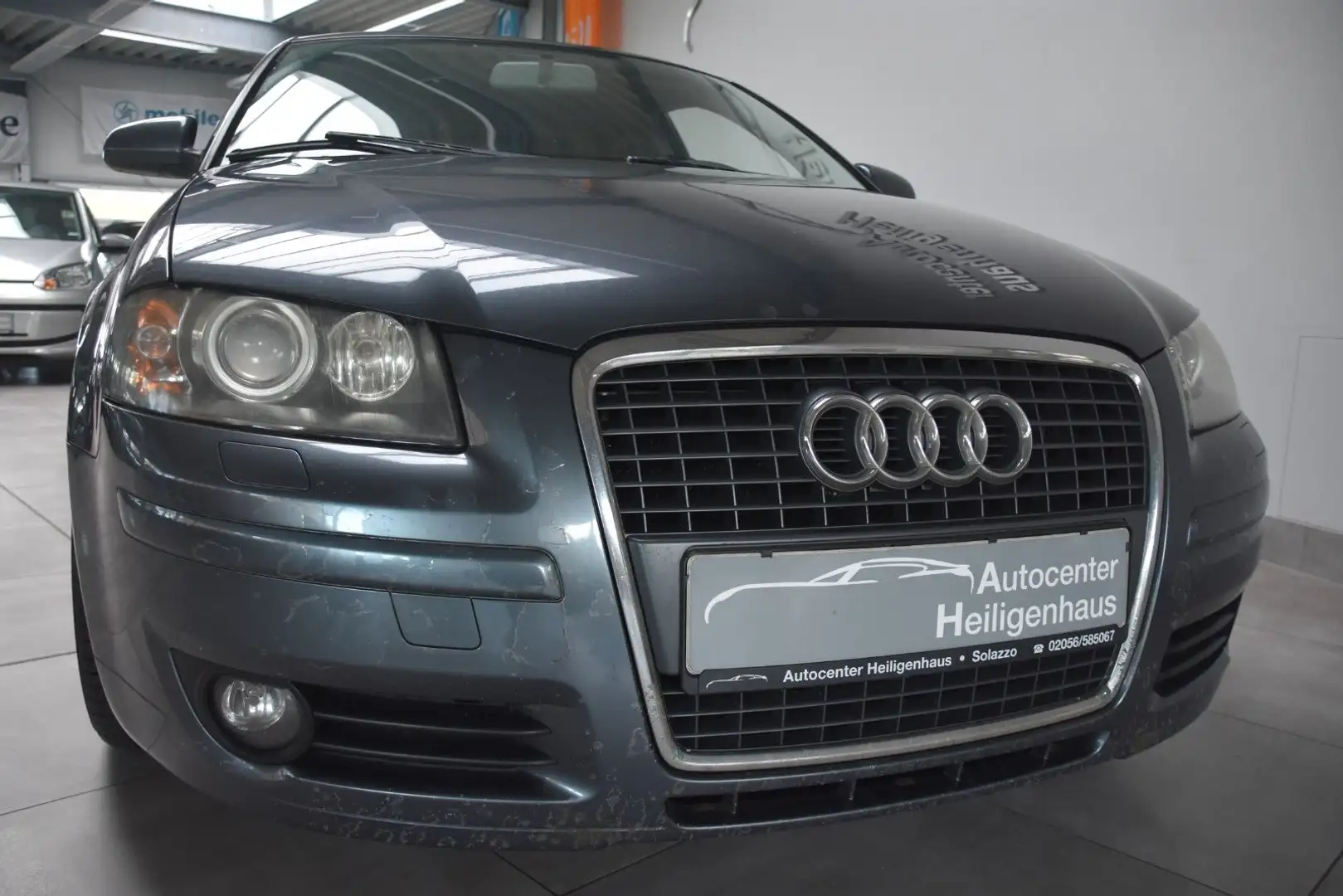 Audi A3 2.0 TDI Ambition Xenon Klima Tempo PDC Grau - 1