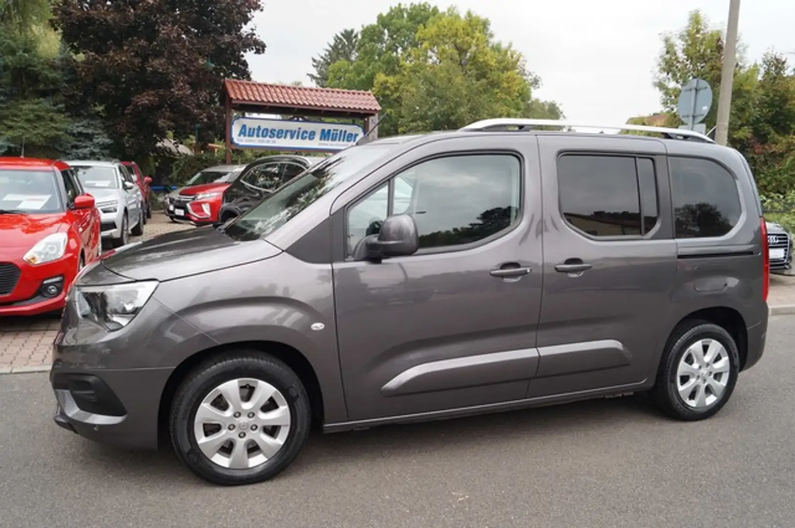 Opel Combo Life Klimatr.-CarConnect-PDC-Sitzh.WR-uvm. Schwarz - 2