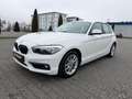 BMW 118 i Advantage Weiß - thumbnail 1