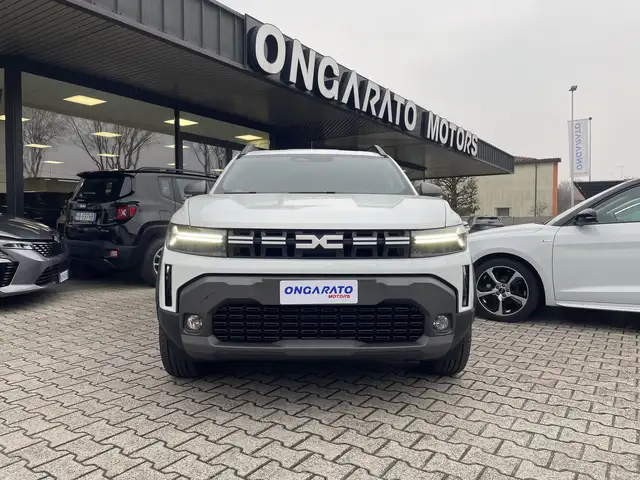 Dacia Duster view 2