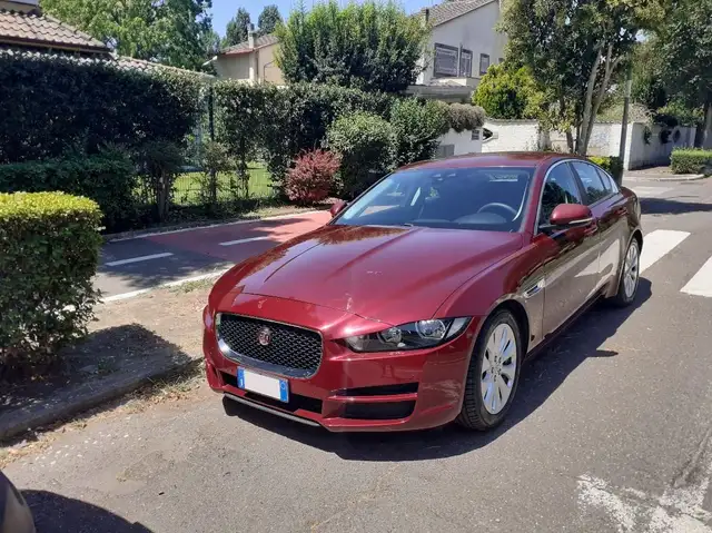 Jaguar XE XE 2.0d Prestige 163cv