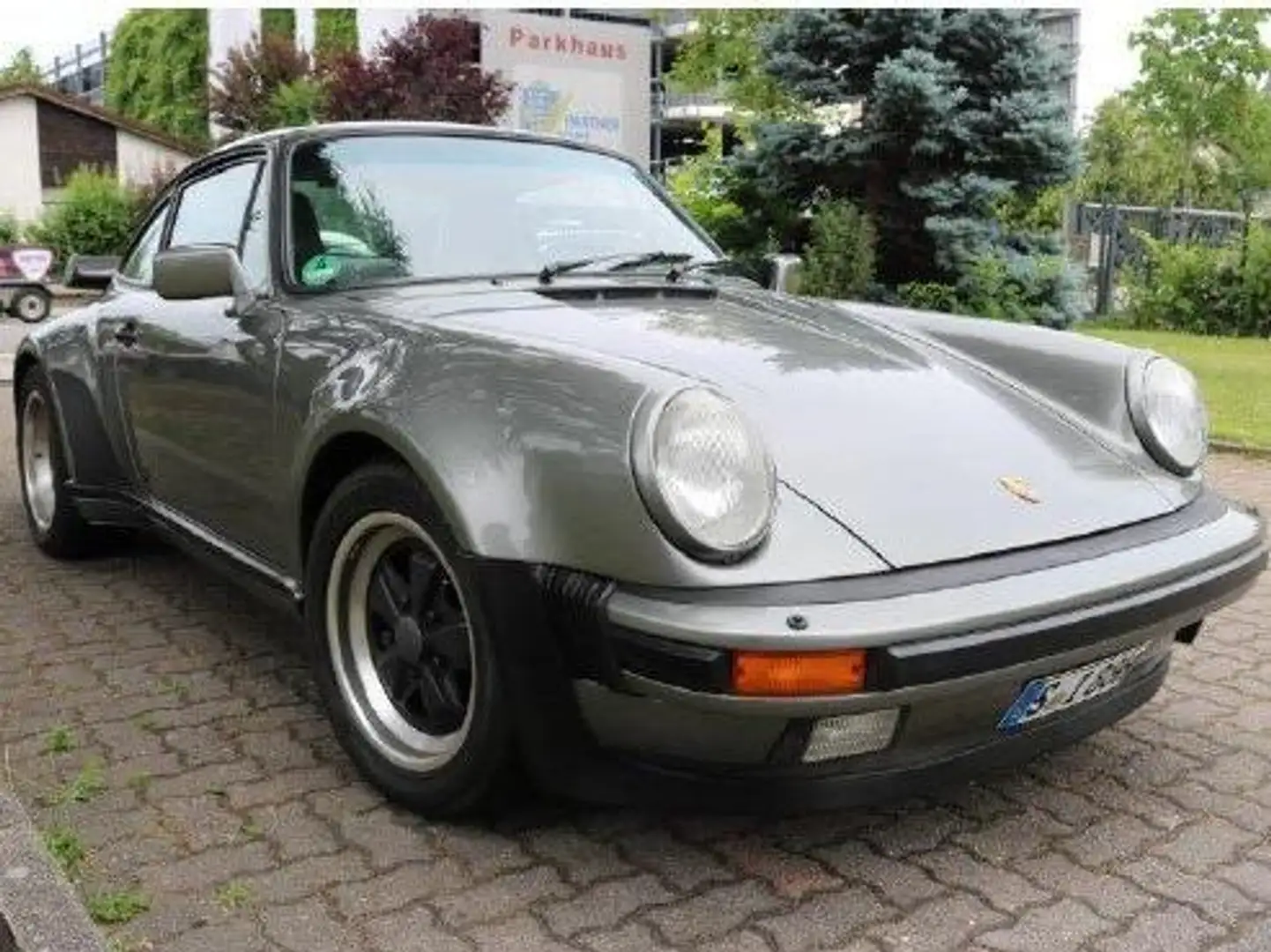 Porsche 930 911 Turbo (930) - 2