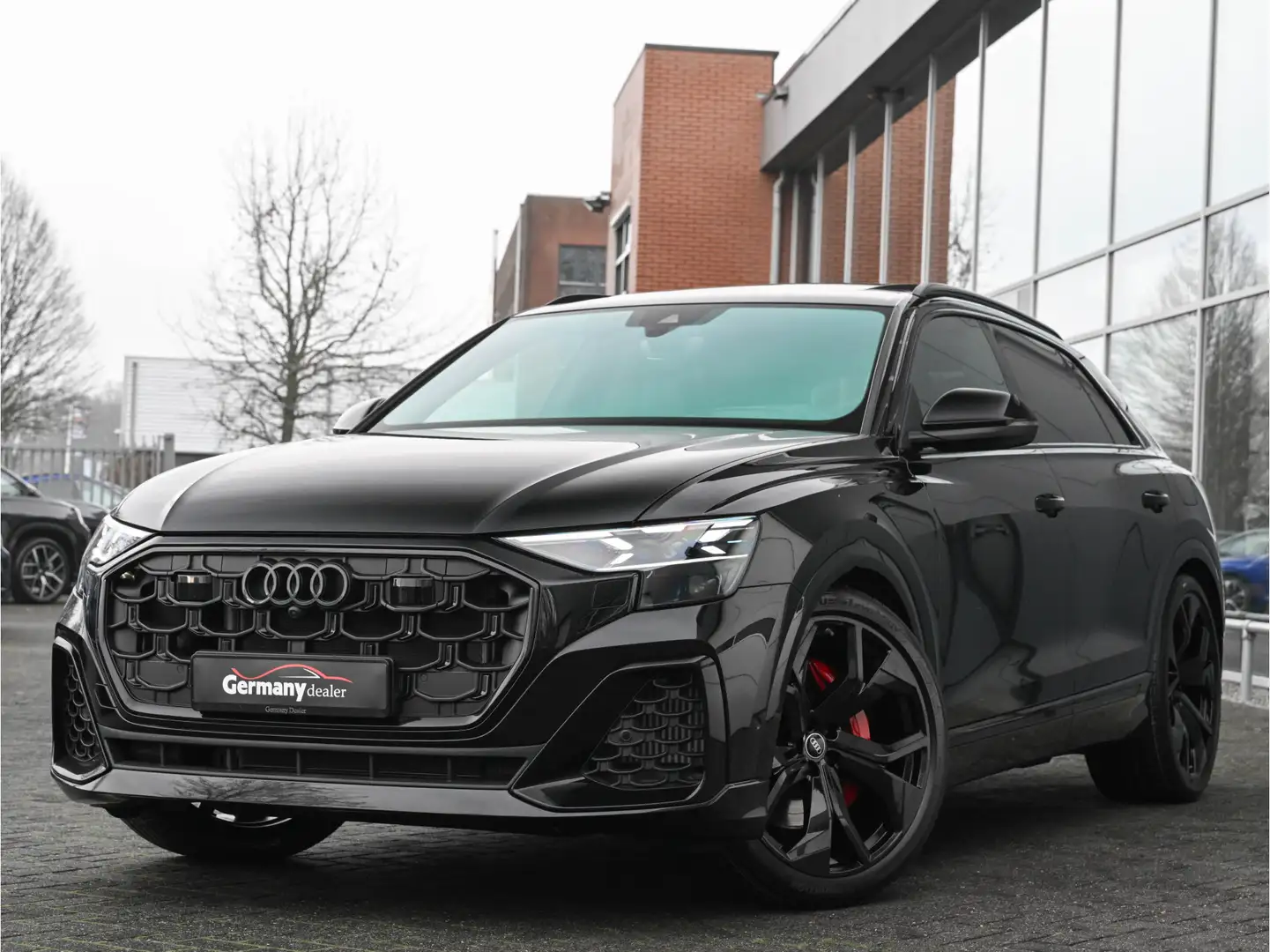 Audi Q8 60TFSI E 490PK Quattro S-Line 4W-best RS-Zetels Pa Zwart - 1