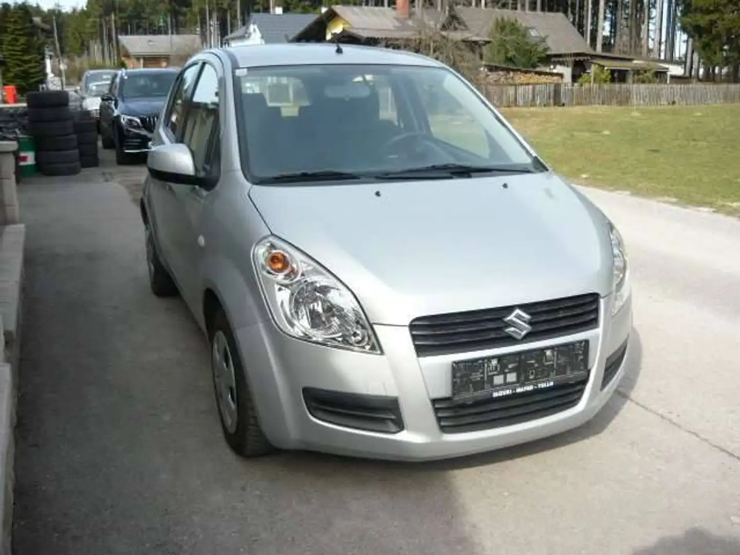 Suzuki Splash Splash 1,0 GA GA Silber - 2