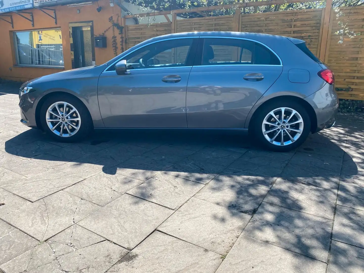 Mercedes-Benz A 200 WideScreen Navi Leder Gris - 2
