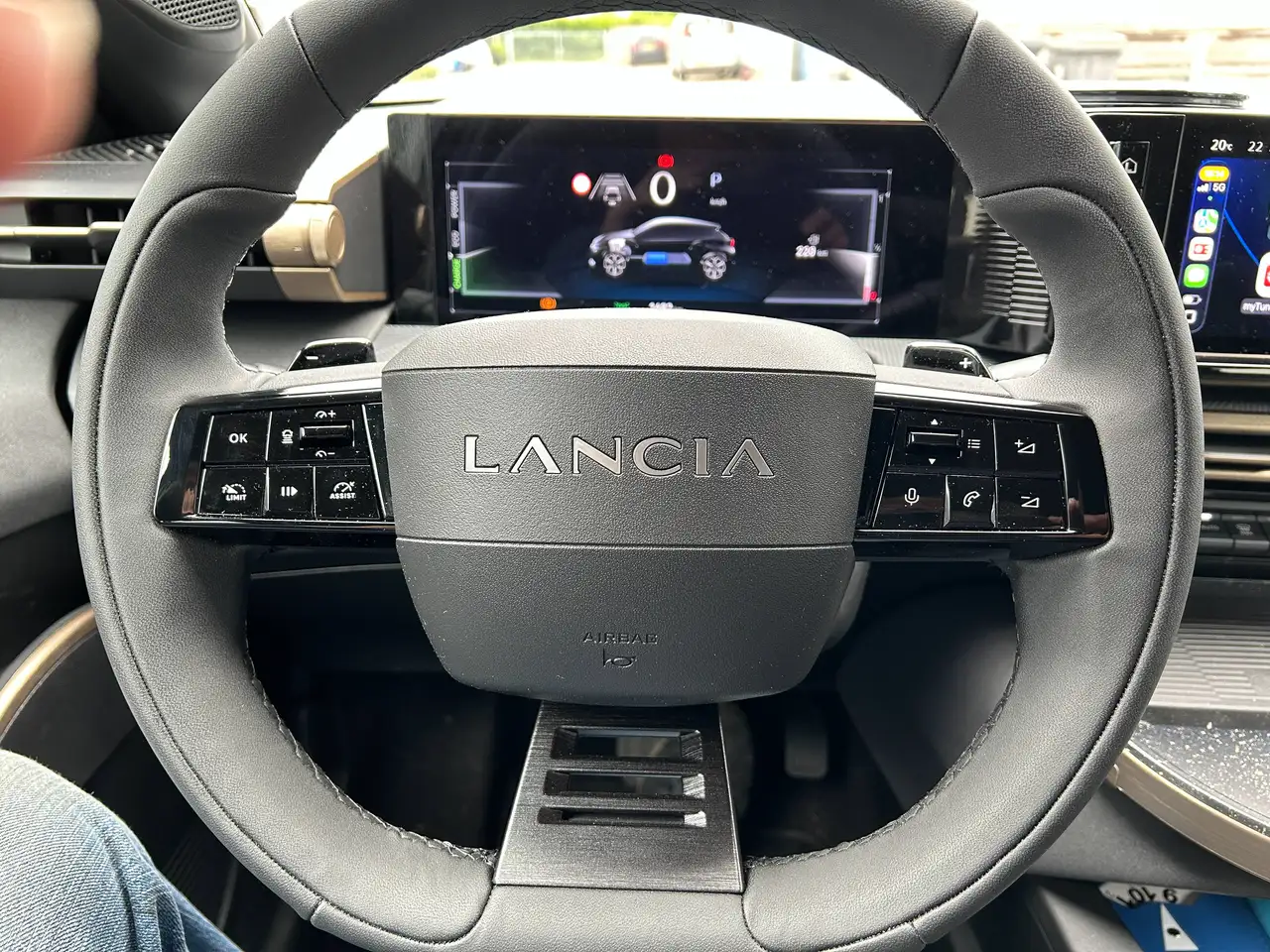 Lancia Ypsilon 2025 — фото 12