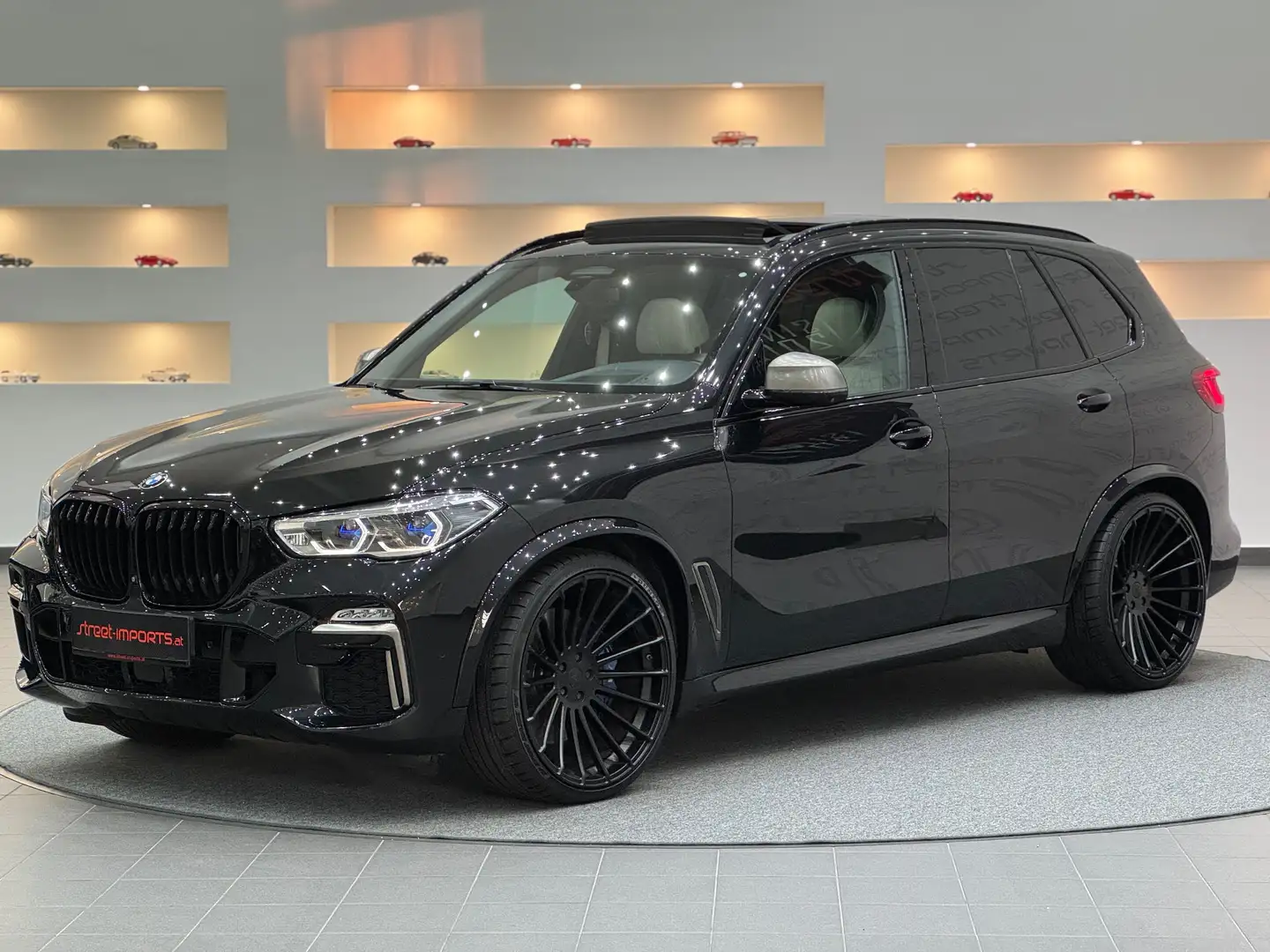 BMW X5 M 50d*Hamann-Bodykit*Individual*Pano*Soft-Close*Luft Noir - 1