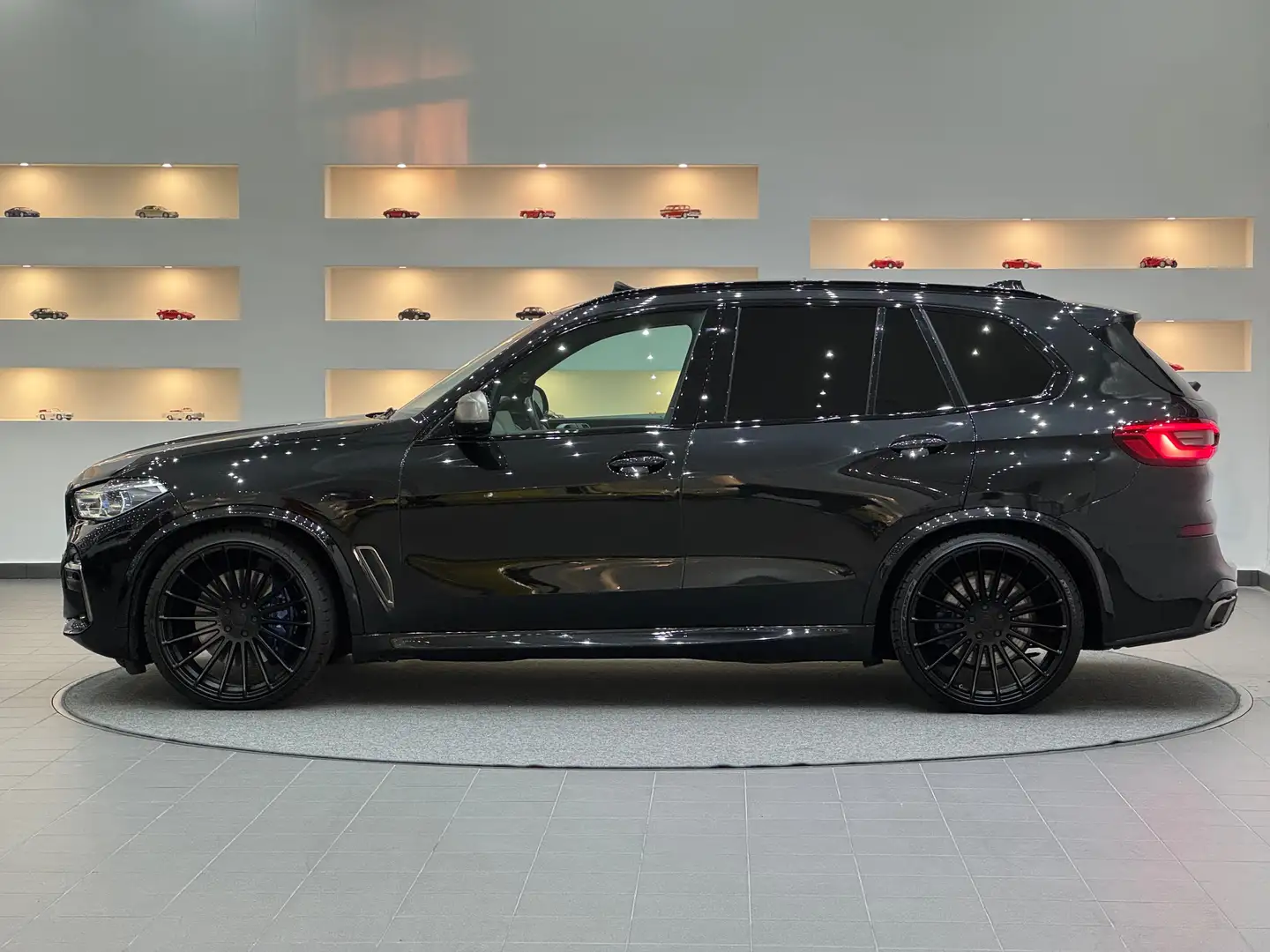 BMW X5 M 50d*Hamann-Bodykit*Individual*Pano*Soft-Close*Luft Noir - 2