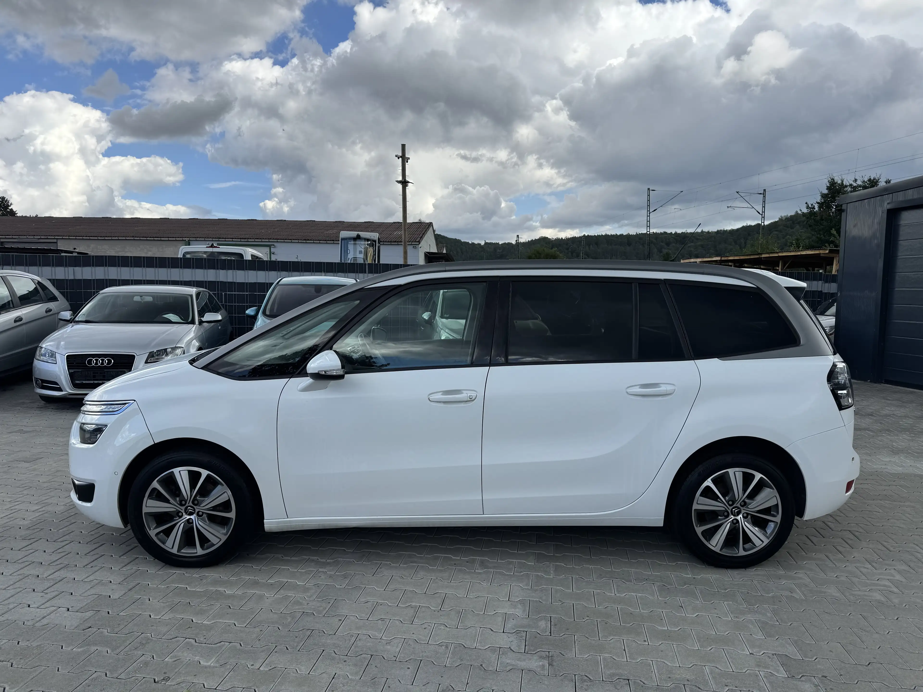 Citroen Grand C4 SpaceTourer Selection 2,0 Blue-HDi 110 kW /Navi / Rü-Kamera — photo 14