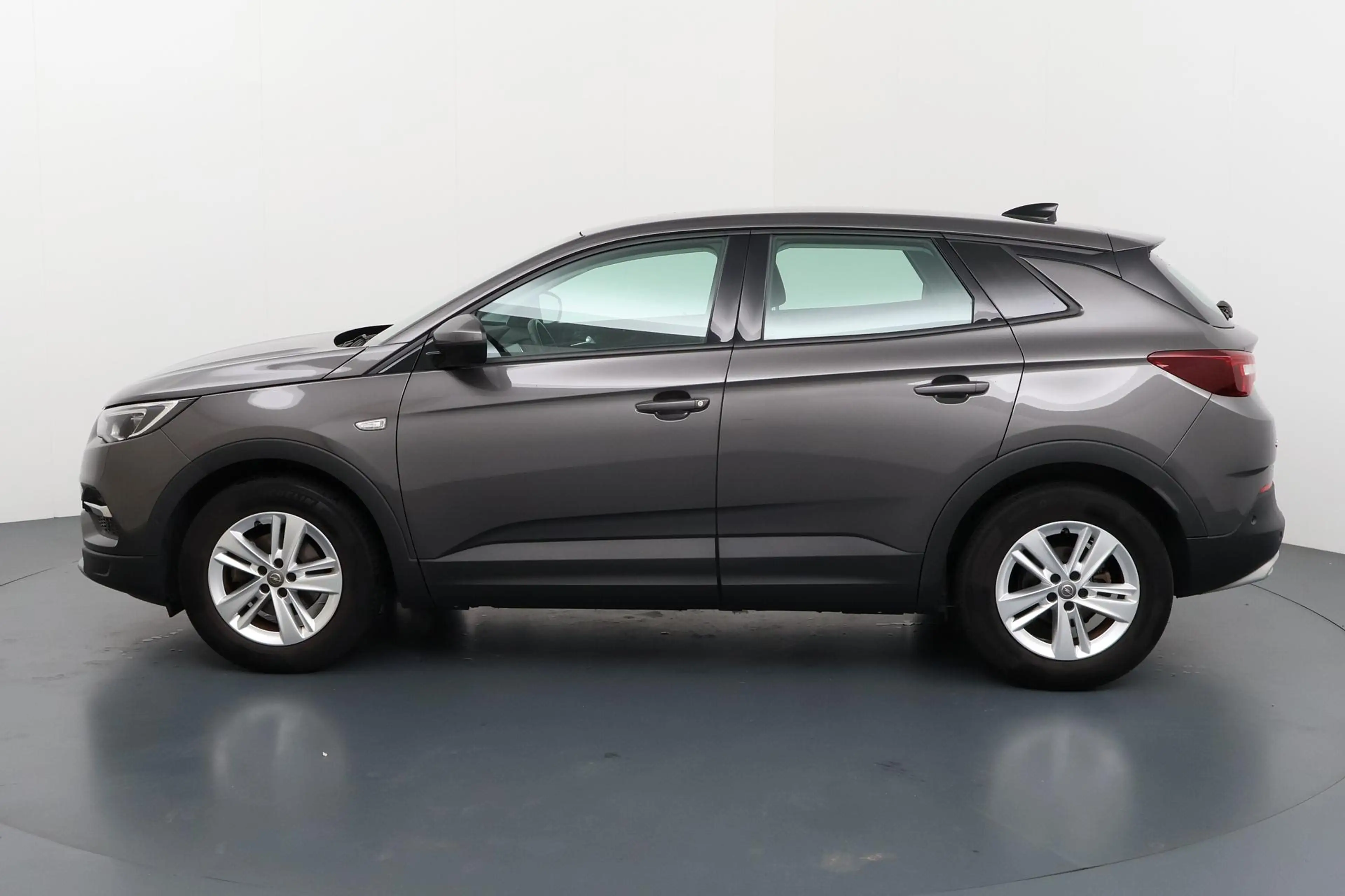 Opel Grandland X 1.2 Turbo Elegance Comfortabele SUV met moderne ui — photo 12