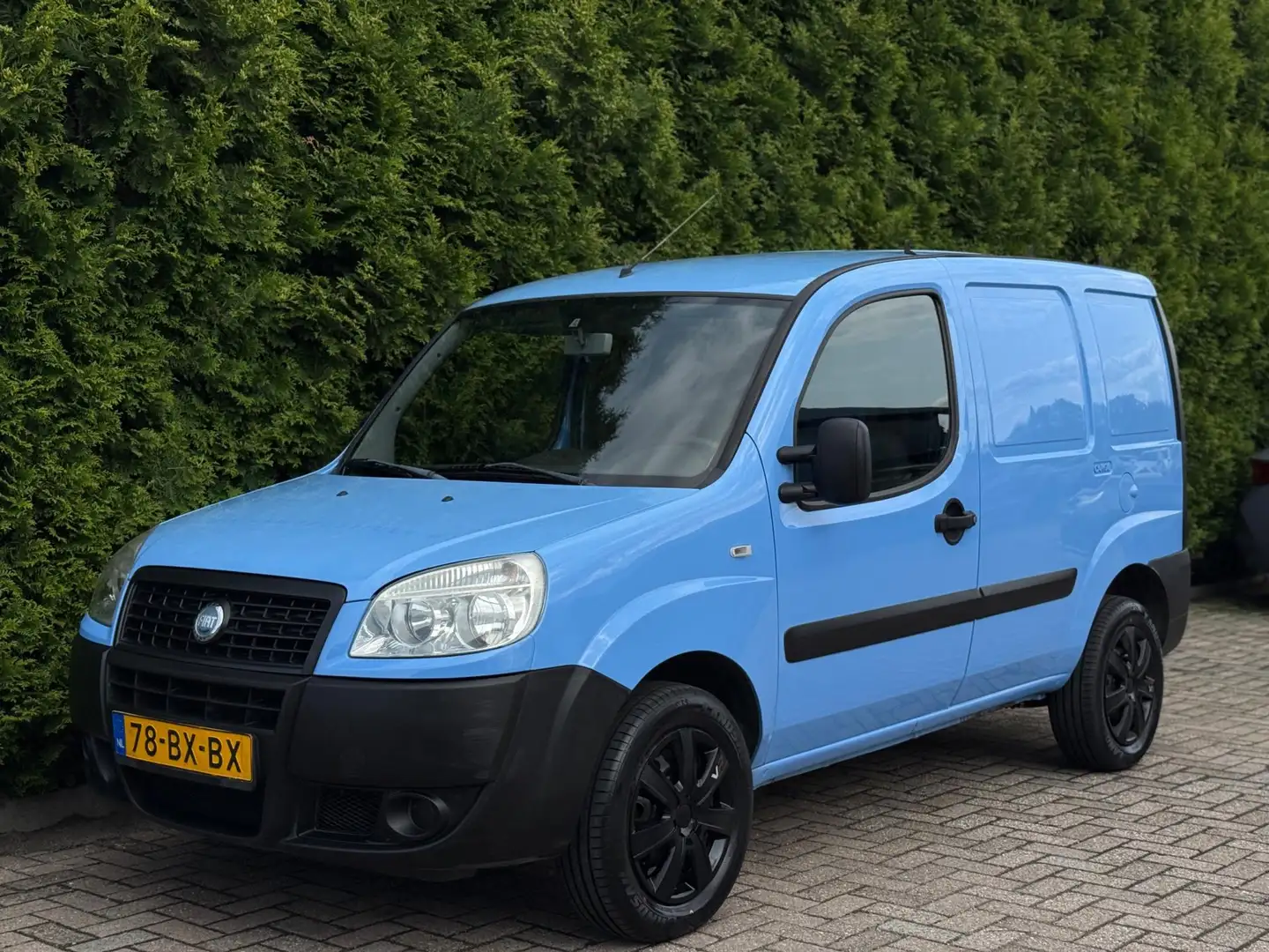 Fiat Doblo 1.4 Basis Grijs Kenteken 2P Trekhaak Azul - 1
