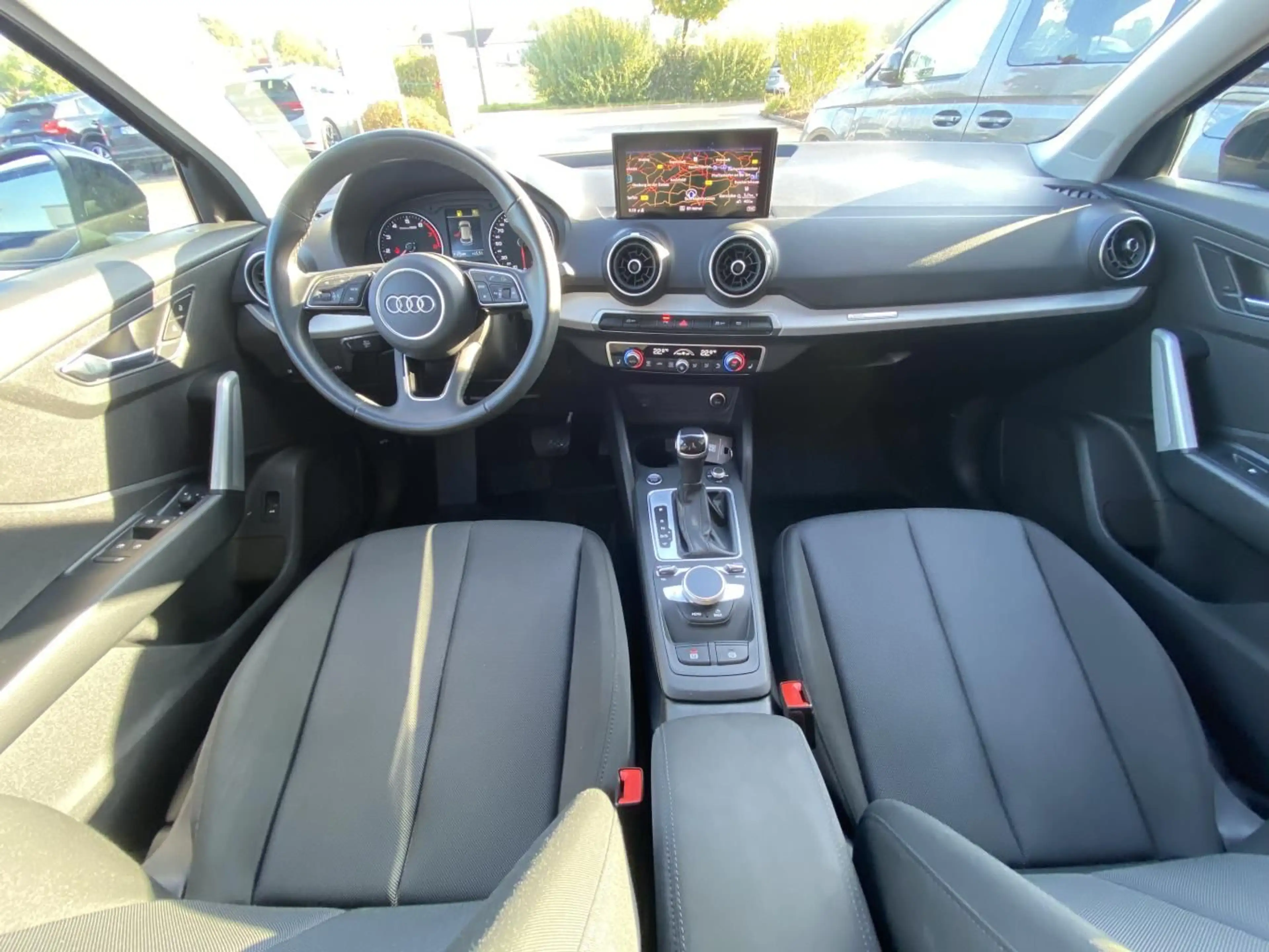 Audi Q2 35 1.5 TFSI S-tronic advanced NAVI+KAMERA+LED — photo 13