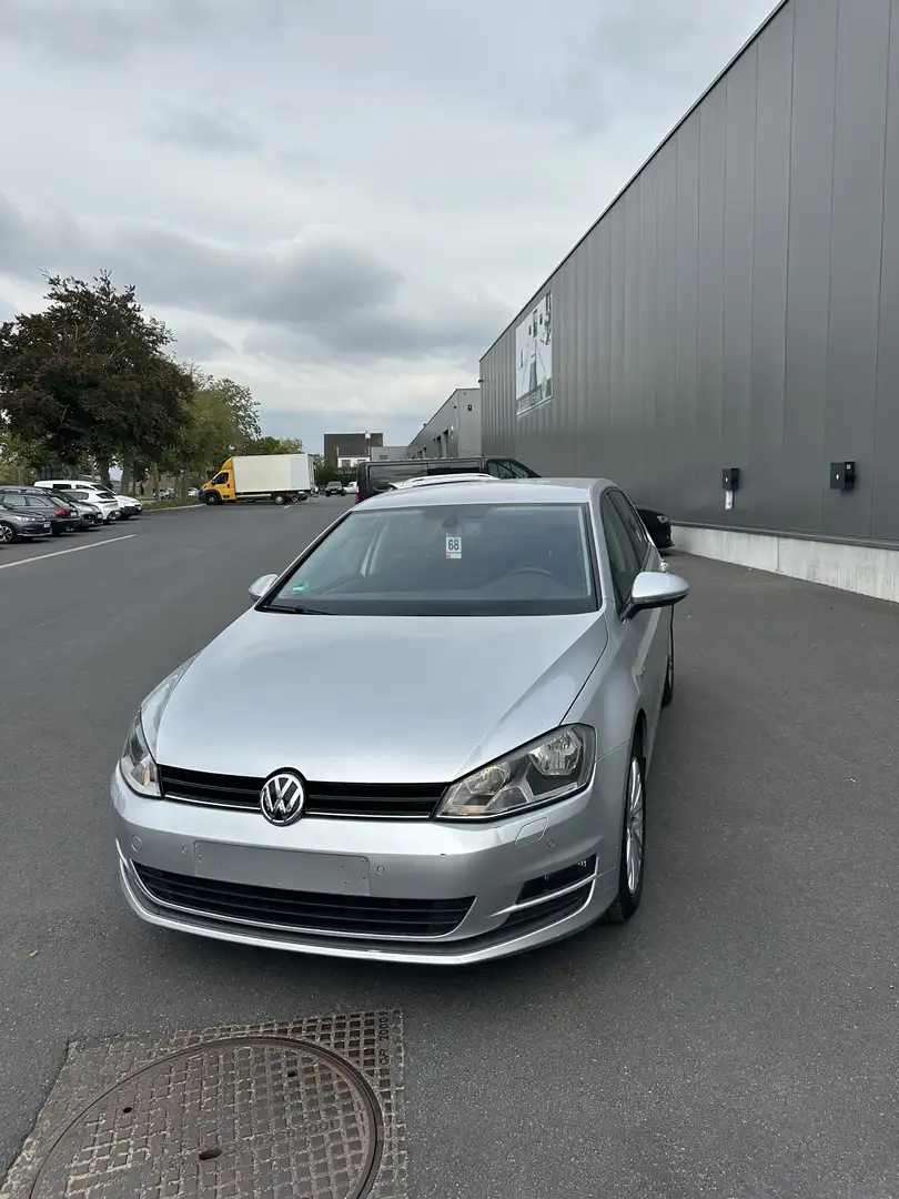 Volkswagen Golf 1.2 TSI 85 BlueMotion Technology Trendline - 1
