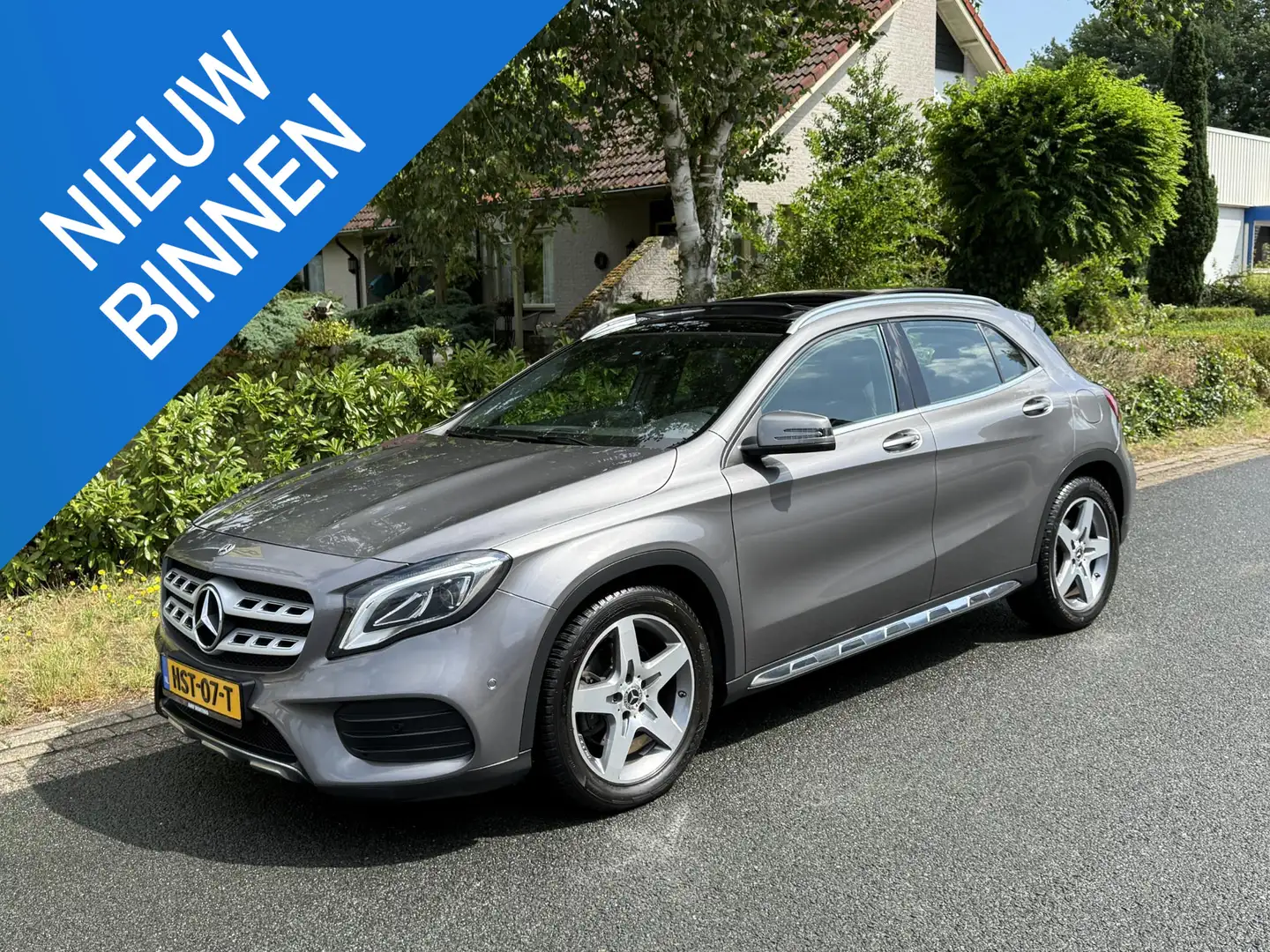 Mercedes-Benz GLA 250 AMG 211PK Automaat•Pano•Trekhaak Grijs - 1