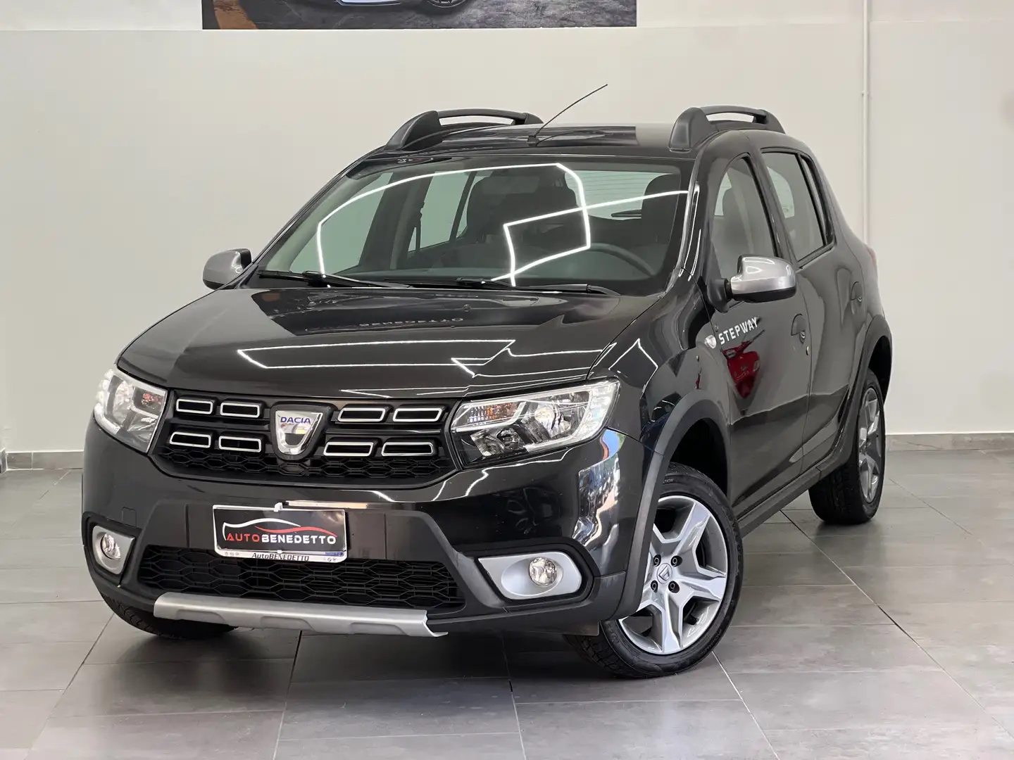 Dacia Sandero Sandero II 2017 Stepway Stepway 1.0 sce Access s Czarny - 1