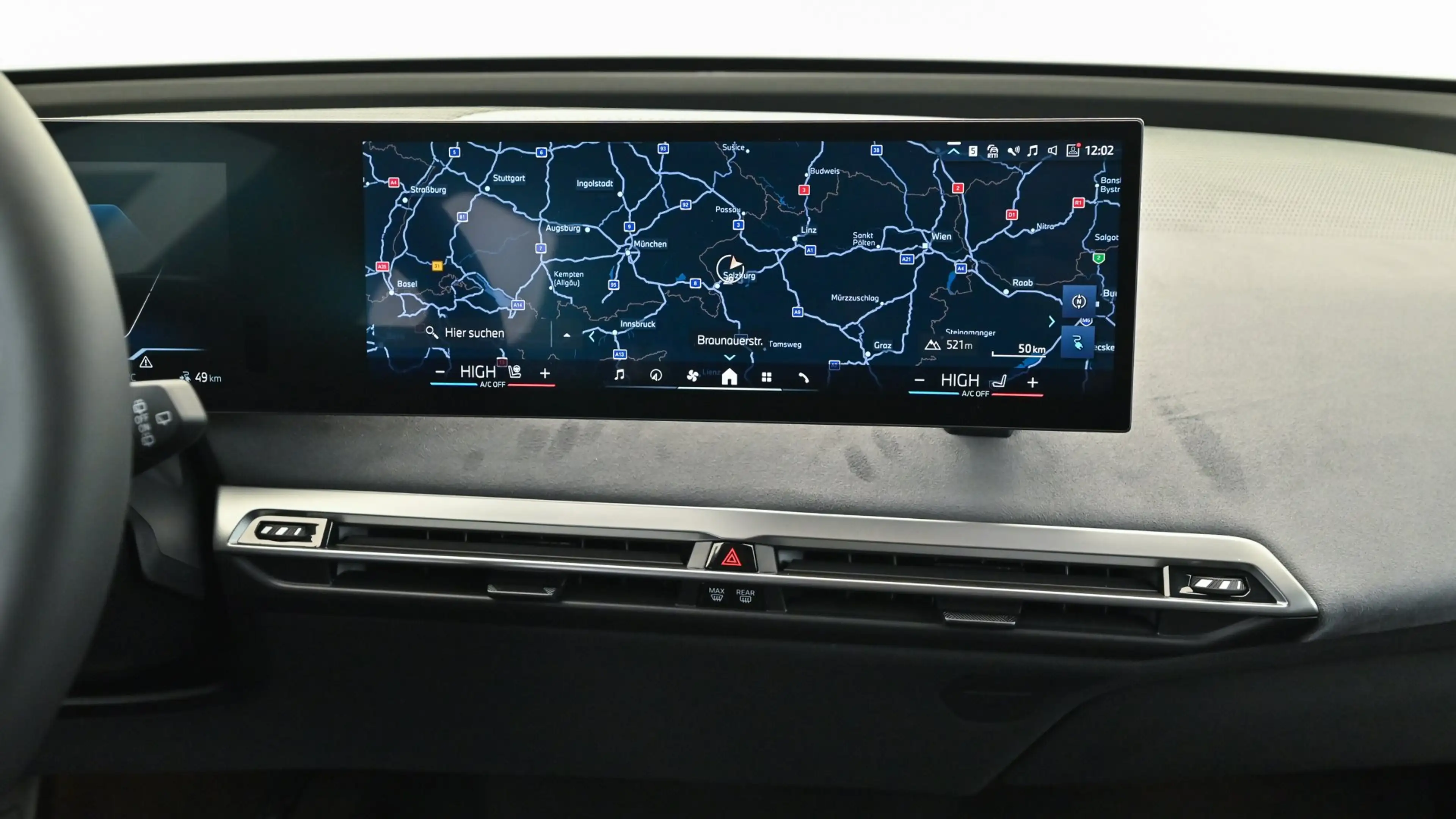 BMW iX xDrive45 *M-Sportpaket Pro *2-Achs Luftfederung *AHK — photo 15