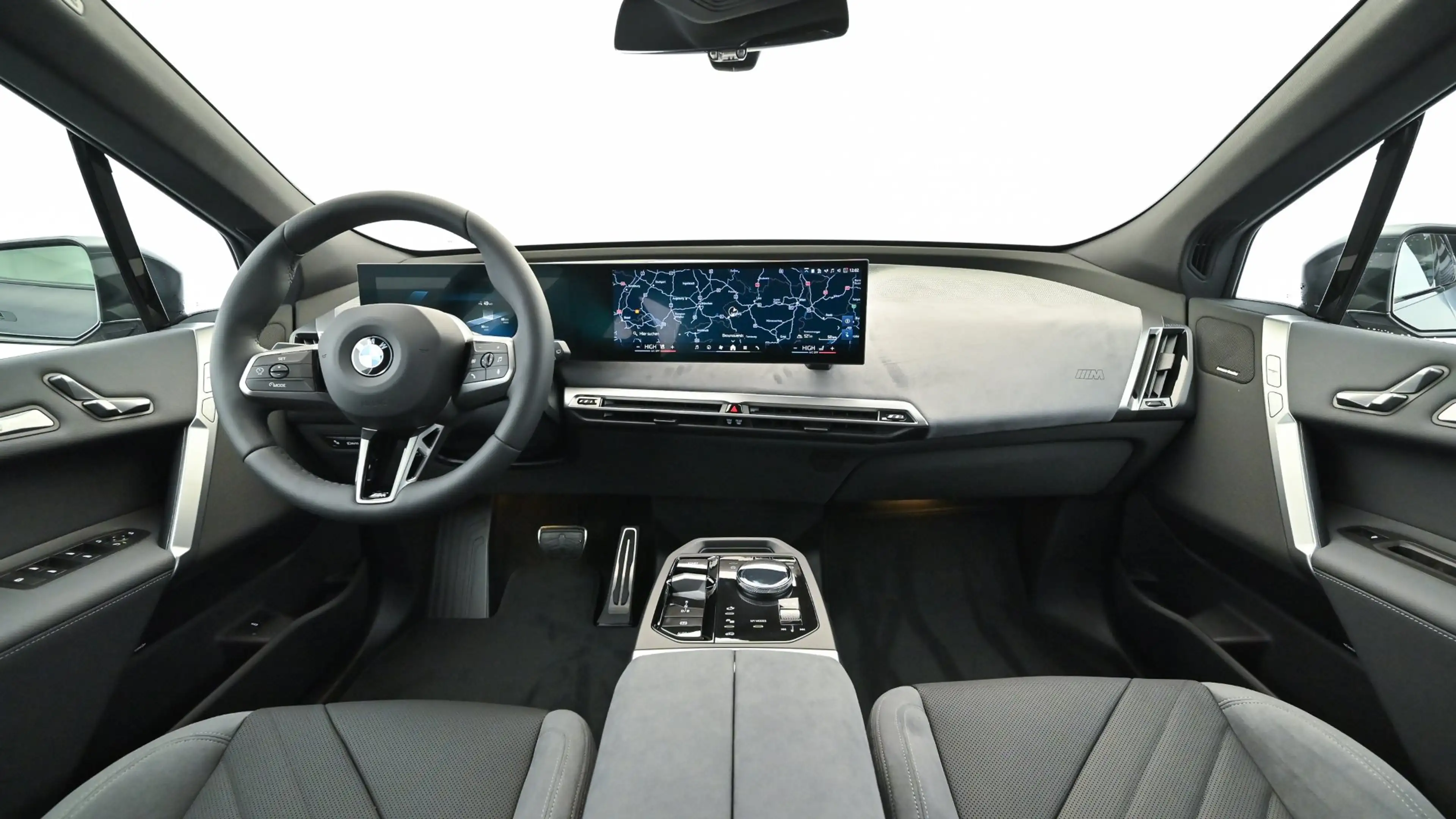 BMW iX xDrive45 *M-Sportpaket Pro *2-Achs Luftfederung *AHK — photo 13
