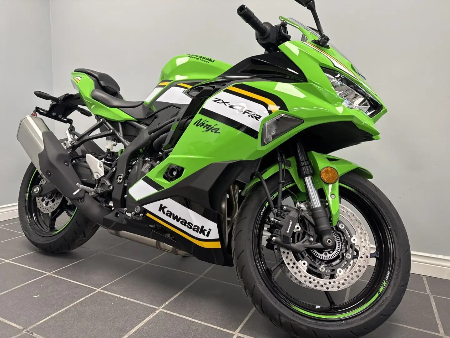 2025 Kawasaki Ninja ZX-4RR KRT | $ 12,094 | 0 km Sport for sale by