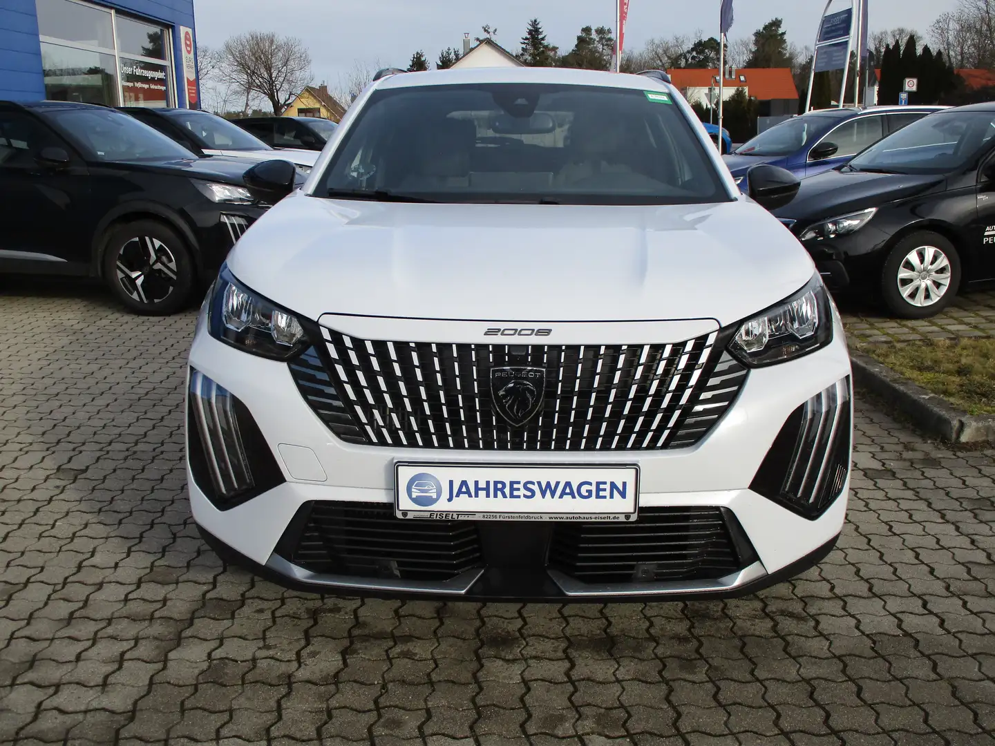 Peugeot 2008 Allure Hybrid 145 DSC 6 - Jahreswagen Weiß - 2