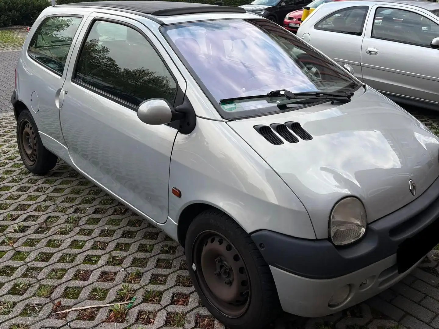 Renault Twingo Twingo 1.2 Privilege Grau - 1