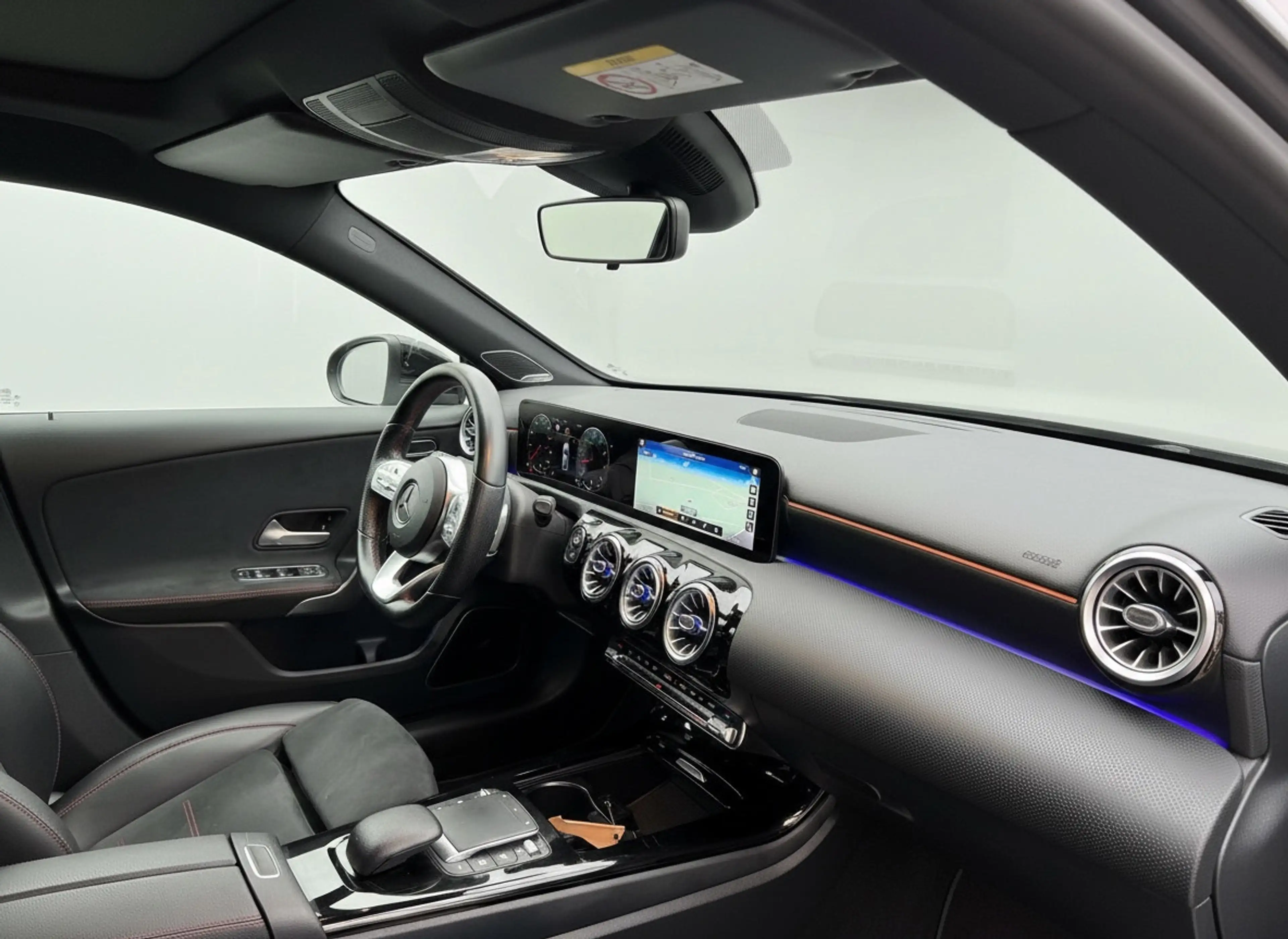 Mercedes-Benz A 200 Business Solution AMG, burmester, achteruitrijcame — photo 21