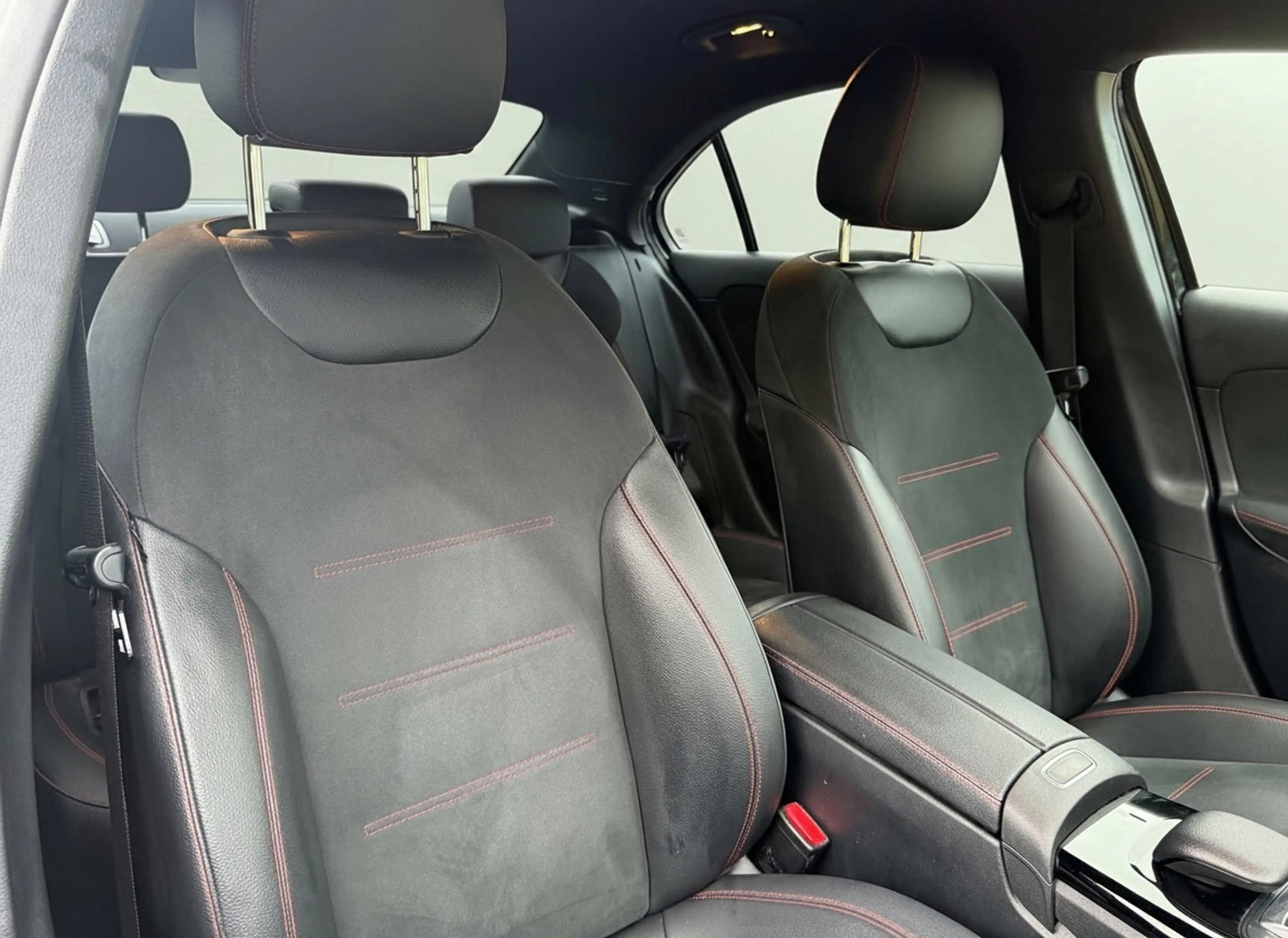 Mercedes-Benz A 200 Business Solution AMG, burmester, achteruitrijcame — photo 27