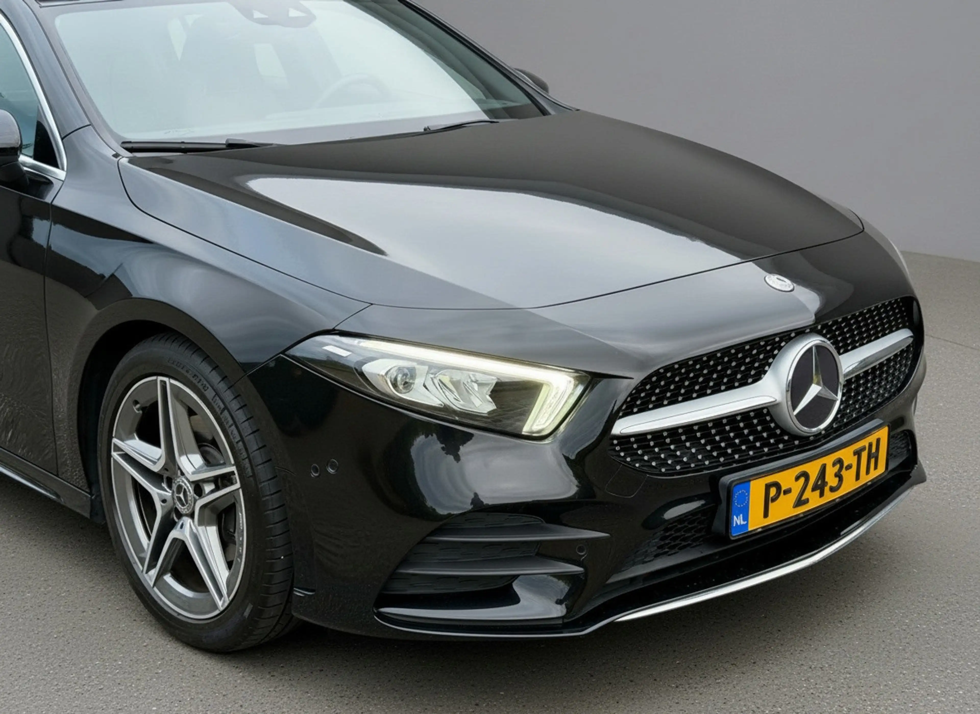 Mercedes-Benz A 200 Business Solution AMG, burmester, achteruitrijcame — photo 20