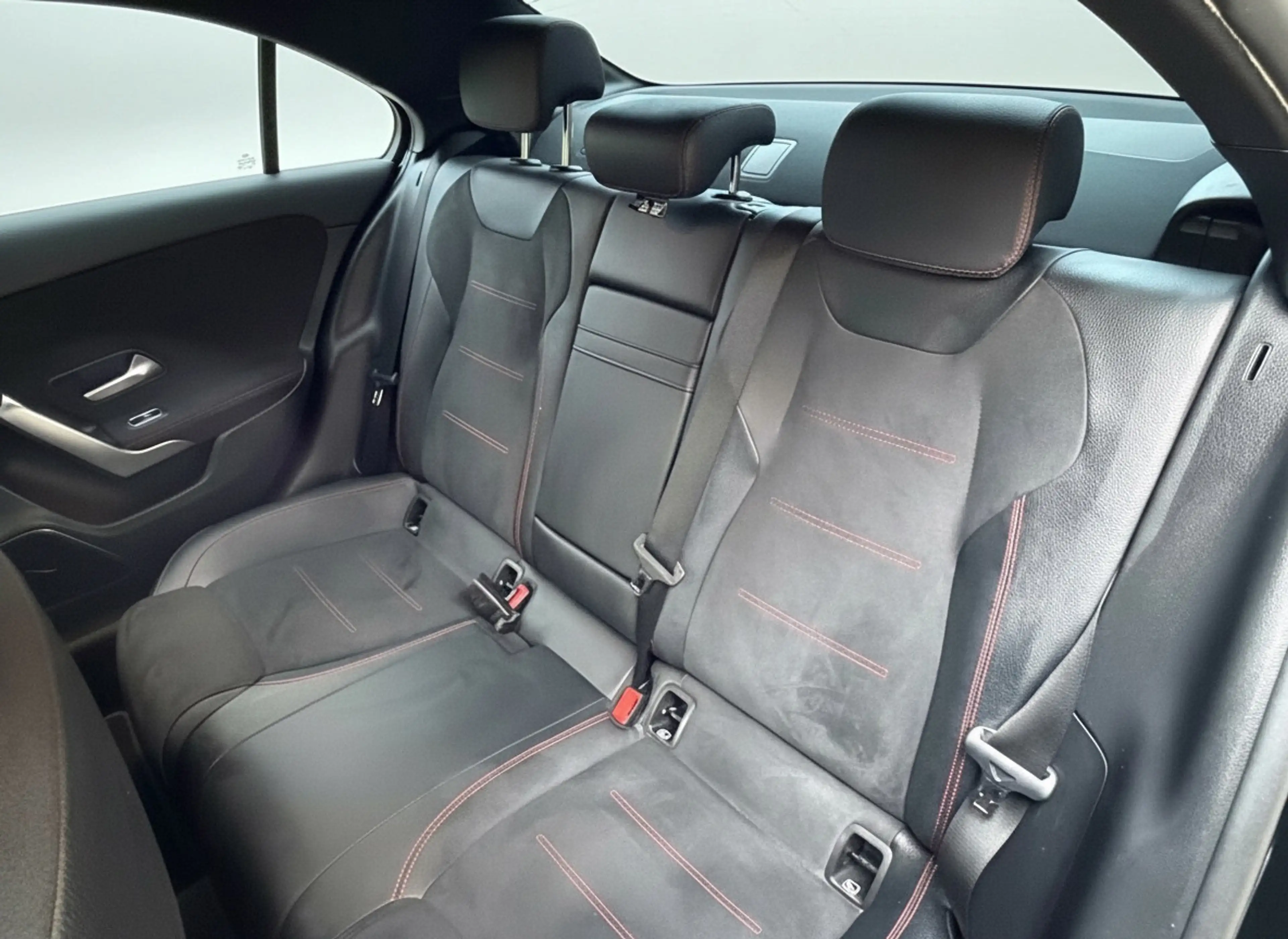 Mercedes-Benz A 200 Business Solution AMG, burmester, achteruitrijcame — photo 16