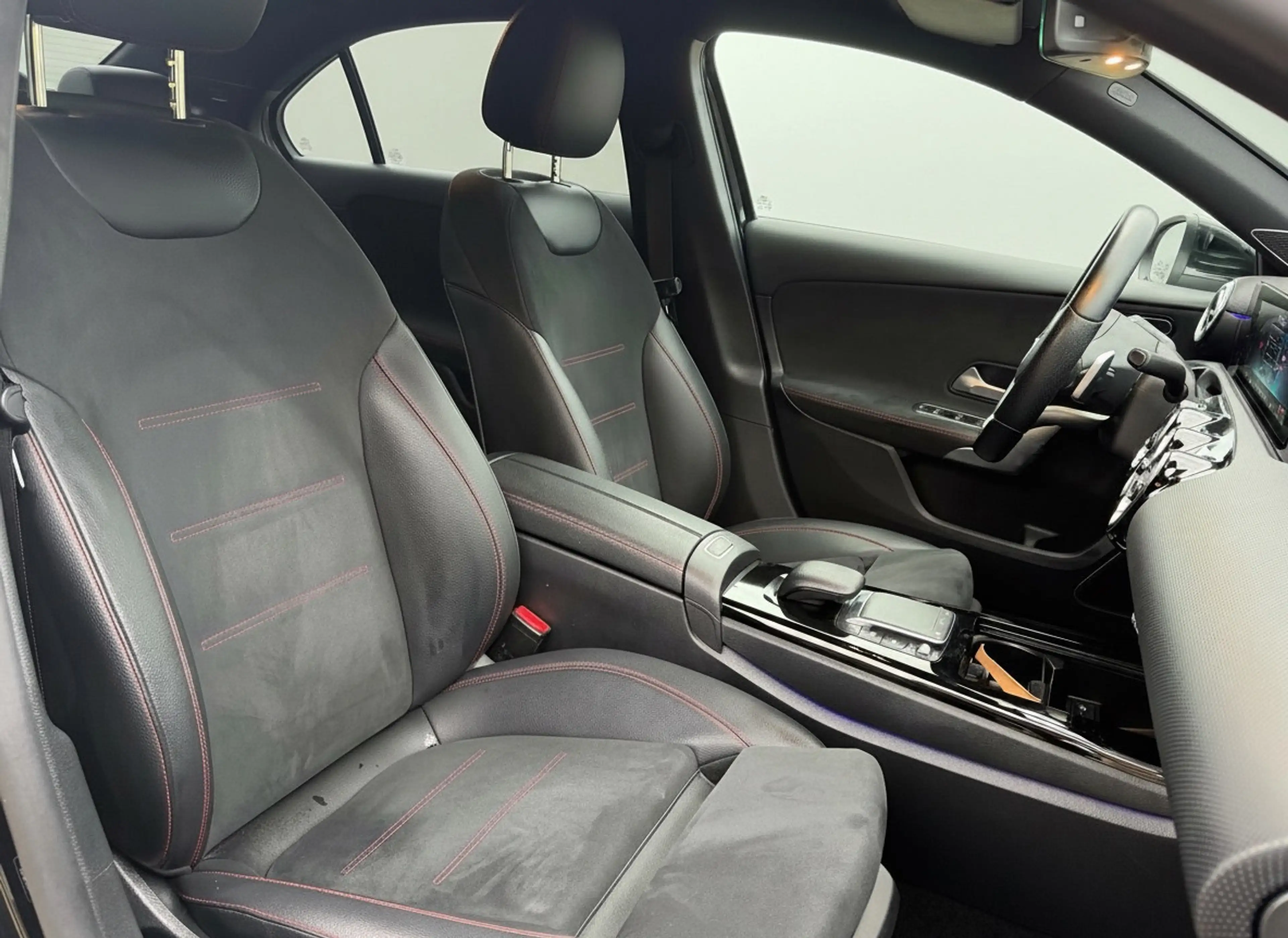 Mercedes-Benz A 200 Business Solution AMG, burmester, achteruitrijcame — photo 18