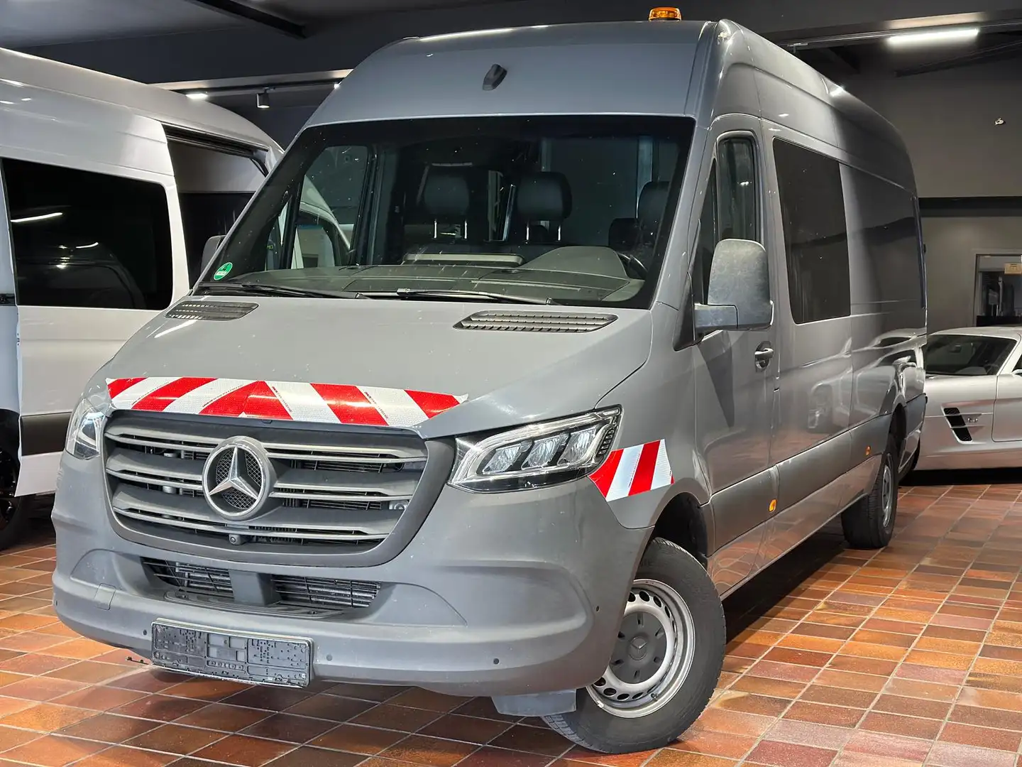Mercedes-Benz Sprinter 319 V6 MAXI MIXTO L3H2 6-SITZE AHK-3,5T LED STANDH Grau - 1