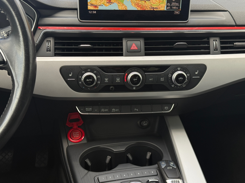 Audi A4 *Keyless*Headup*PDC* — photo 12