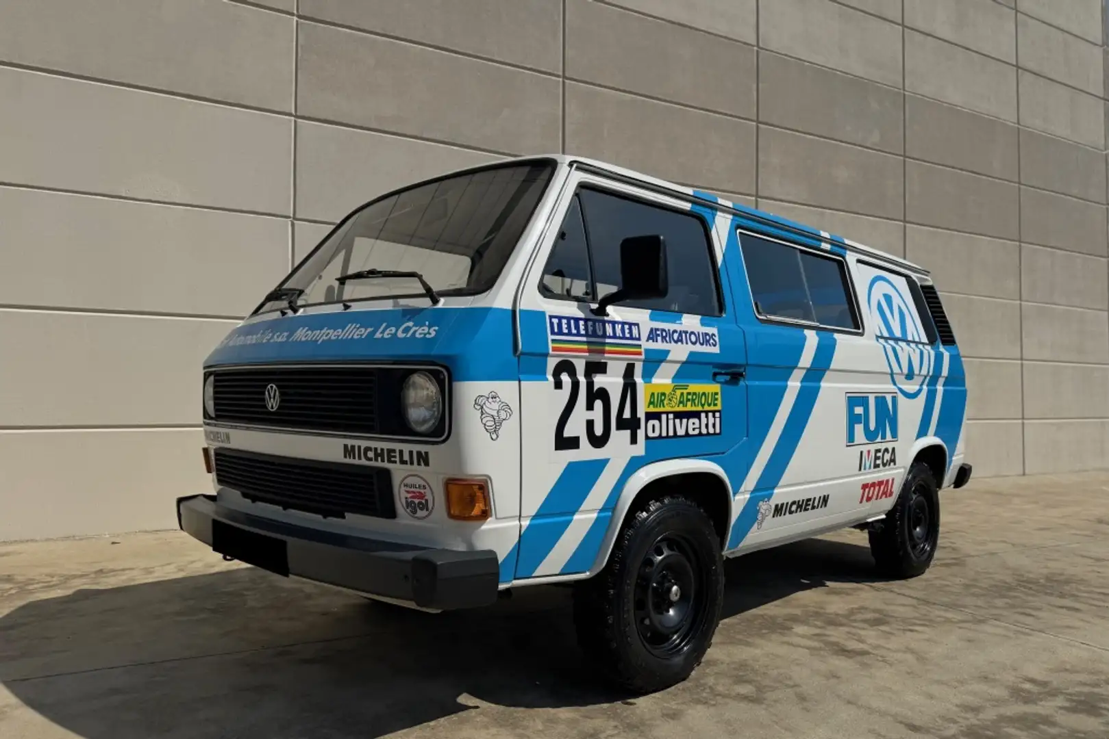 Volkswagen VOLKSWAGEN Caravelle Monovolumen  Manual de 3 Puer Azul - 2