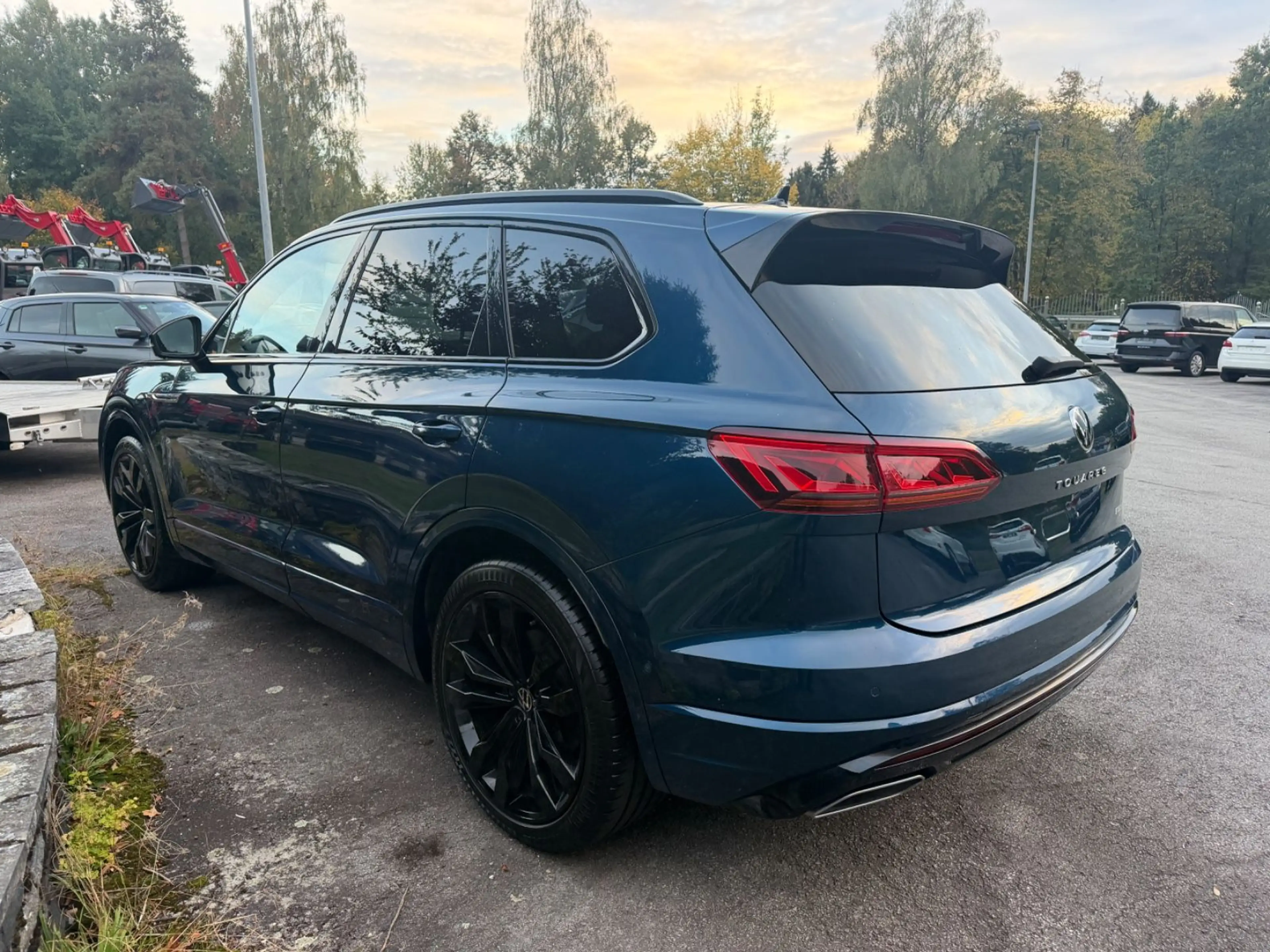 Volkswagen Touareg R-Line 4Motion MOTORSCHADEN — photo 4