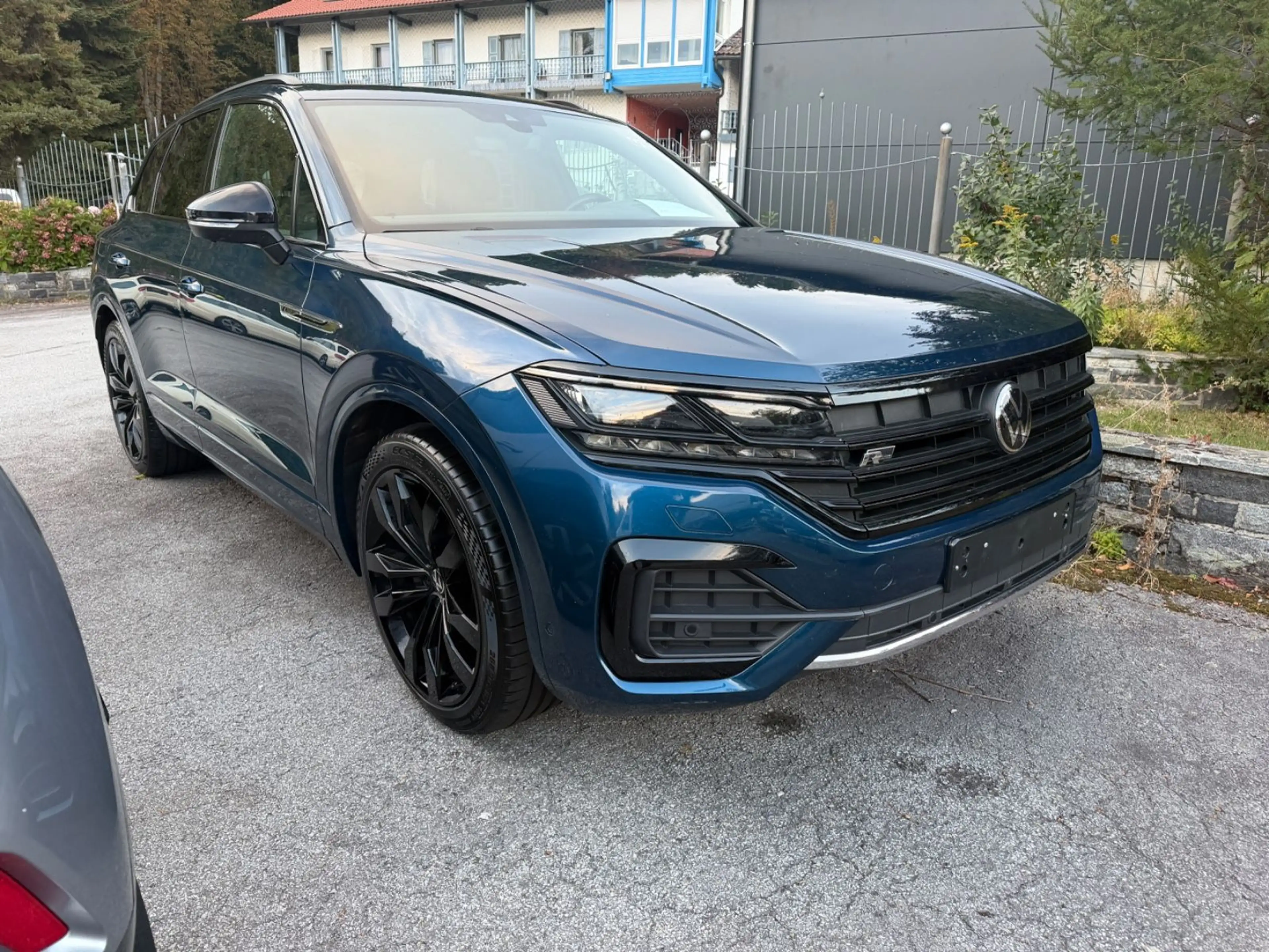 Volkswagen Touareg R-Line 4Motion MOTORSCHADEN