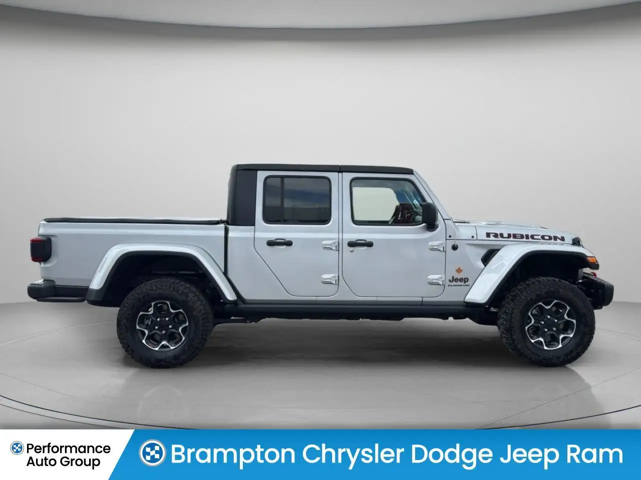 Jeep Gladiator photo Jeep Gladiator