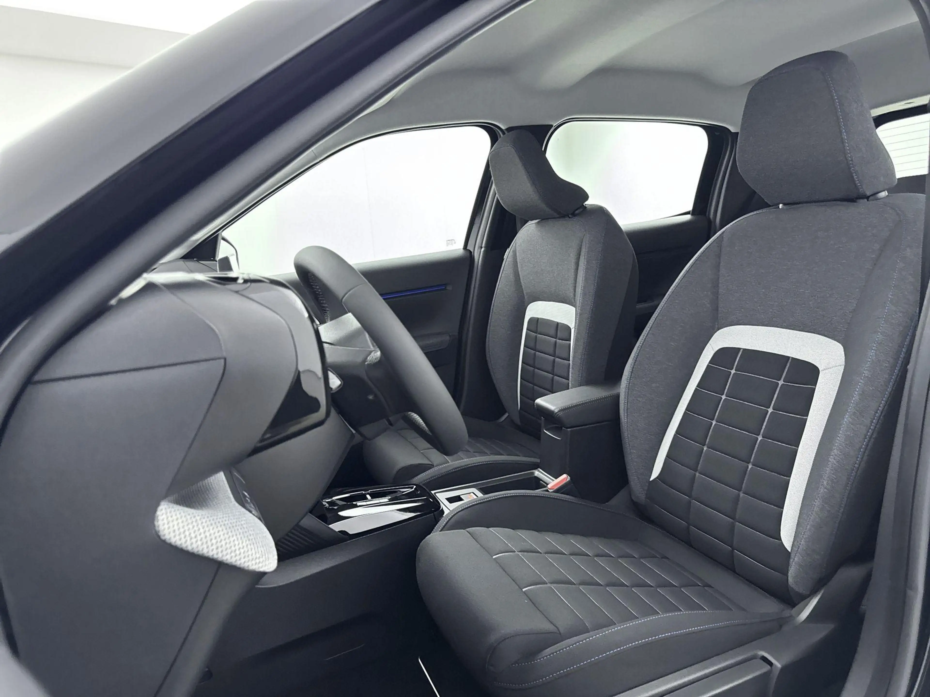 Citroen E-C3 Business 113pk Comfort Range 44 kWh | DEMO | Navig — photo 9