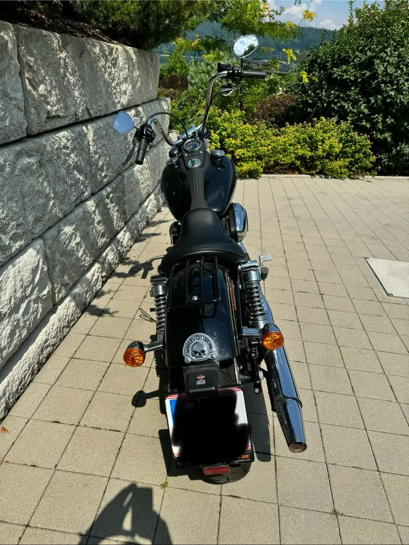 Harley-Davidson Dyna Street Bob Negru - 2