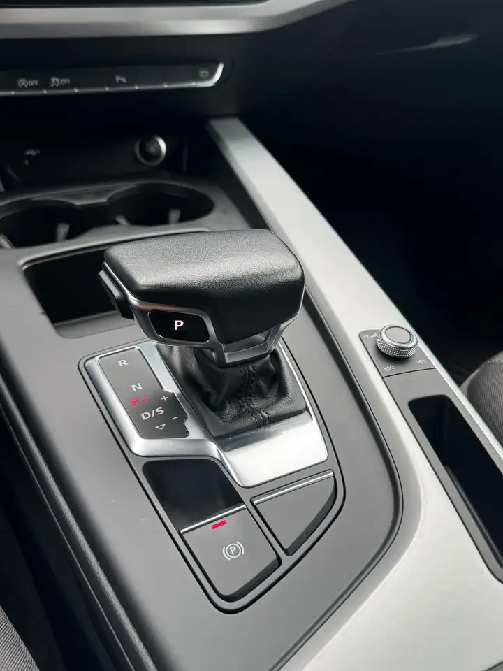 Audi A4 Avant 35 TFSI Business Edition S tronic Prête à Immatriculer État Neuf!, миниатюра 17