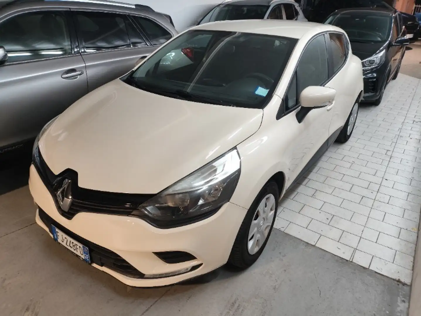 Renault Clio TCe 12V 90 CV GPL S&S 5p. Energy Life Beige - 2