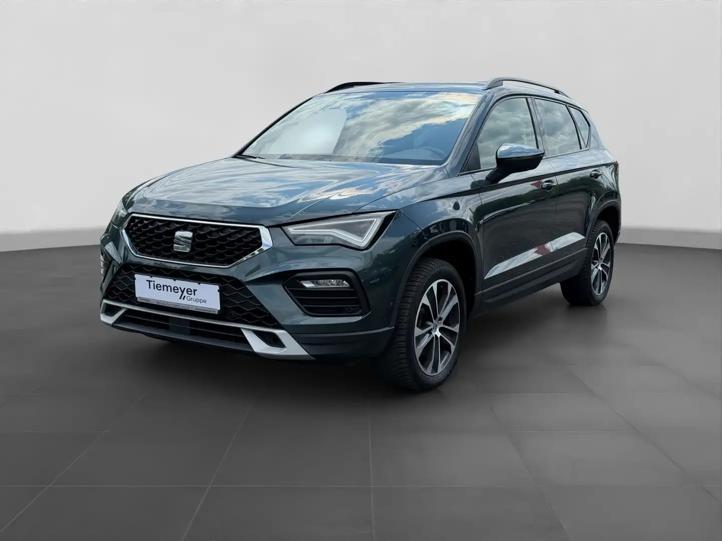 SEAT Ateca 2.0 TDI STYLE PANO BEATS LED NAVI Grün - 2
