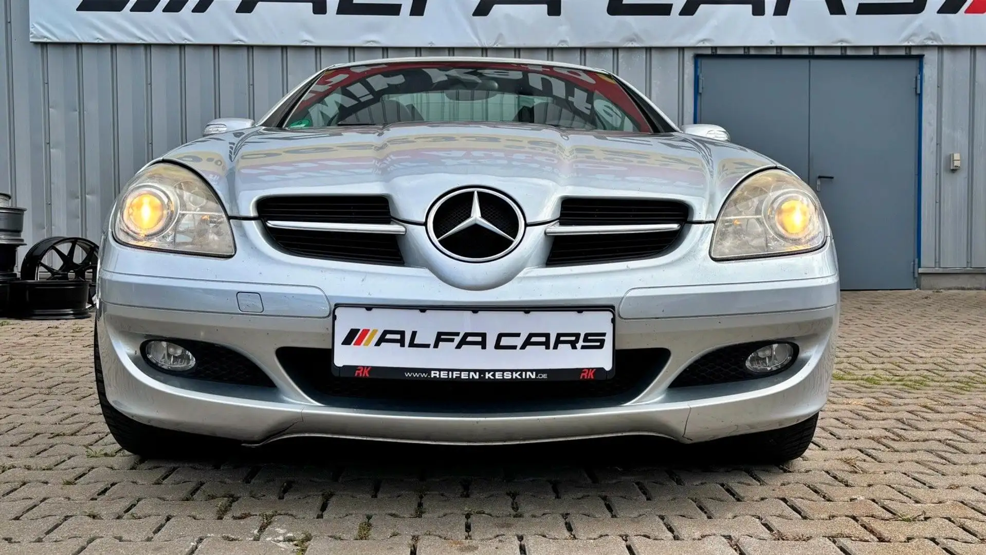 Mercedes-Benz SLK 200 Kompressor/VOLL-SHEFT/SHZ/AIRSCARF/KLIMA Silber - 2