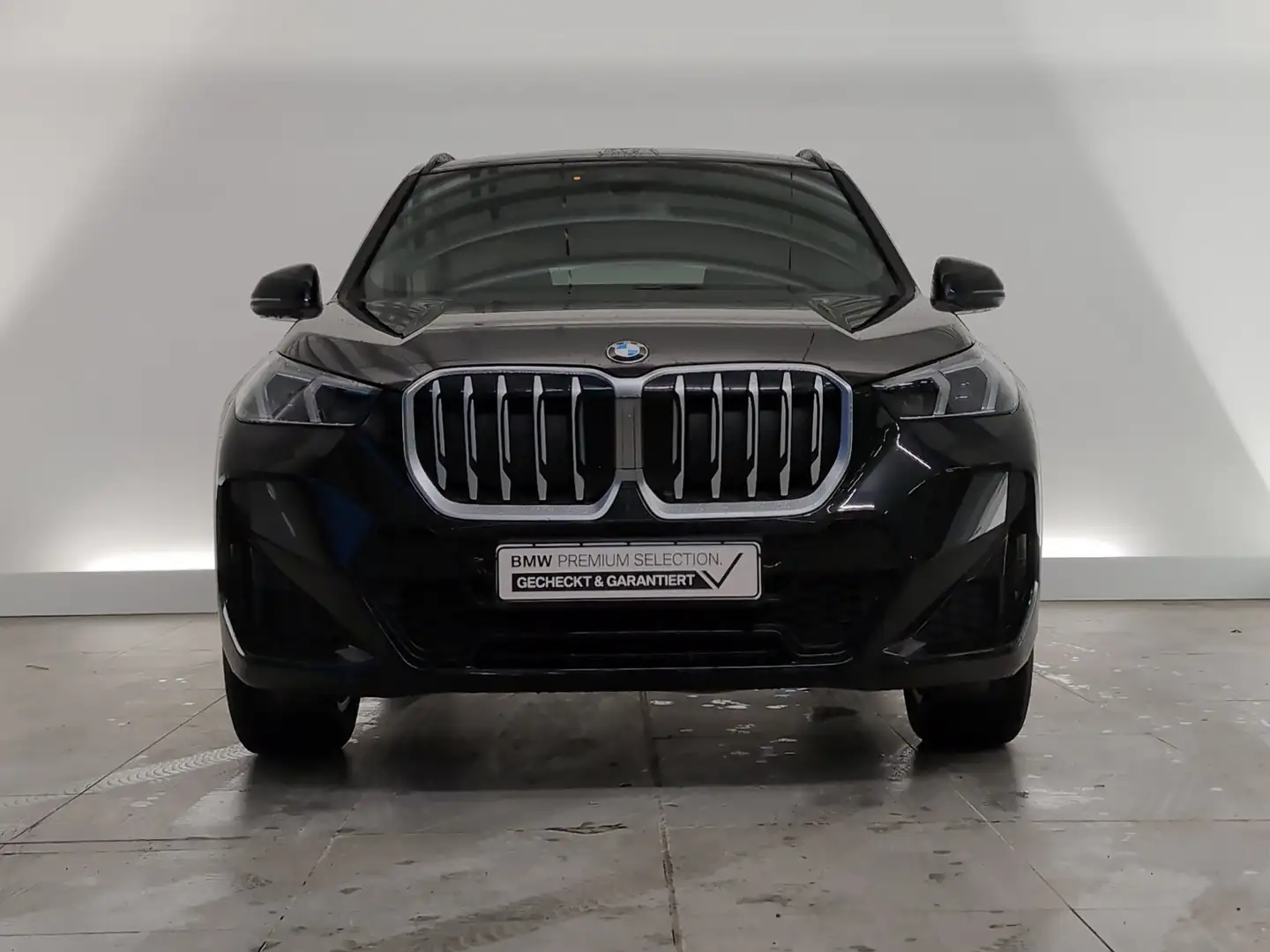 BMW X1 xDrive23d M Sport Navi/LED/AHK/Pano/DAB/DrAs+  Nav Schwarz - 2