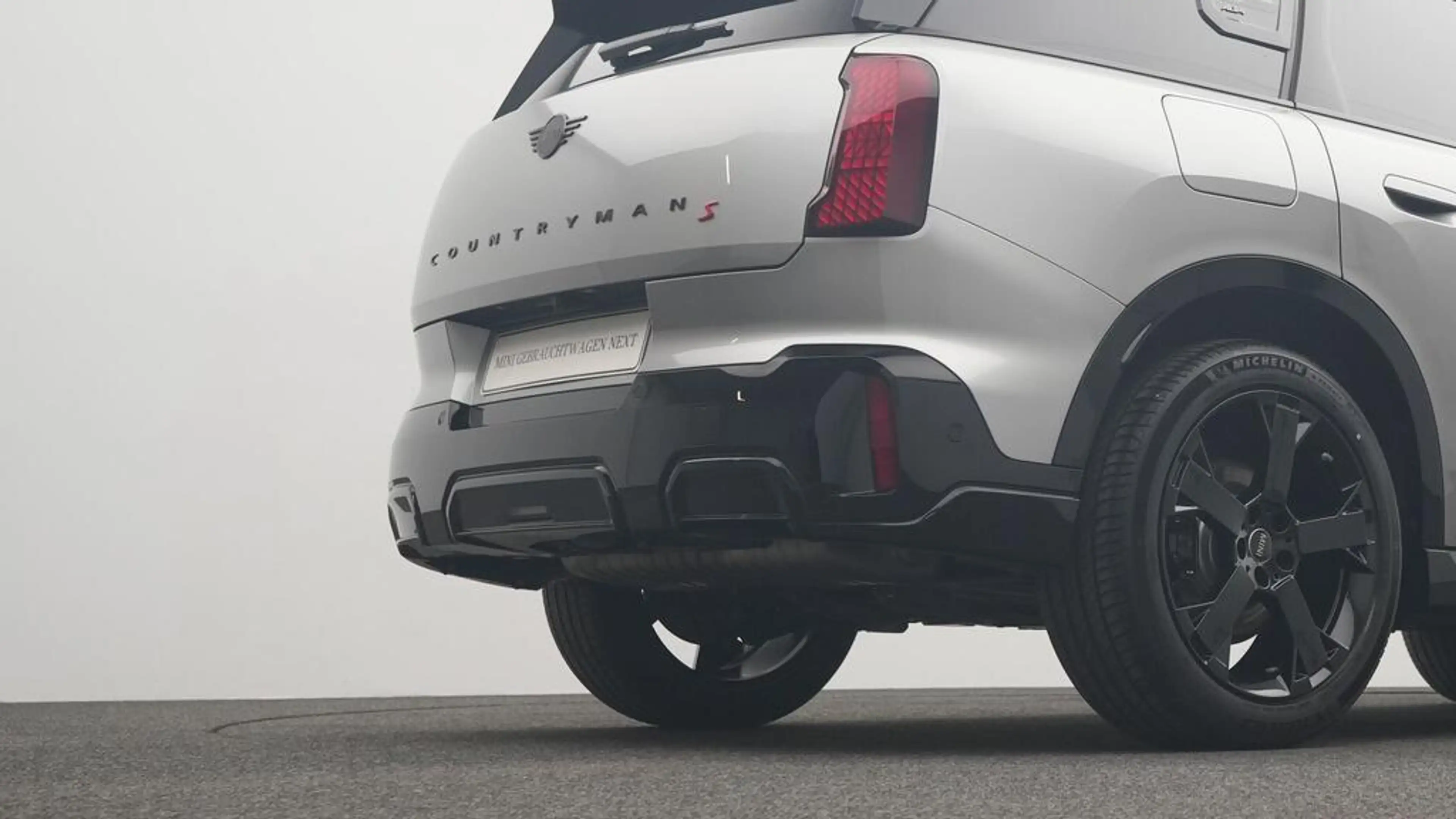 MINI Countryman S All4 John Cooper Works Trim — photo 16