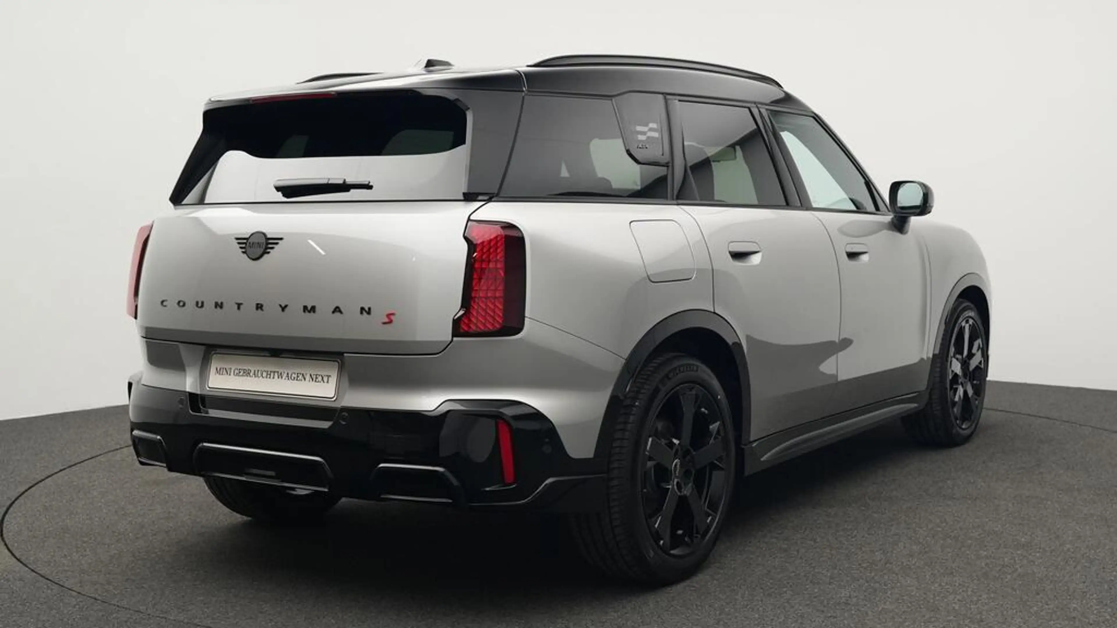 MINI Countryman S All4 John Cooper Works Trim — photo 4