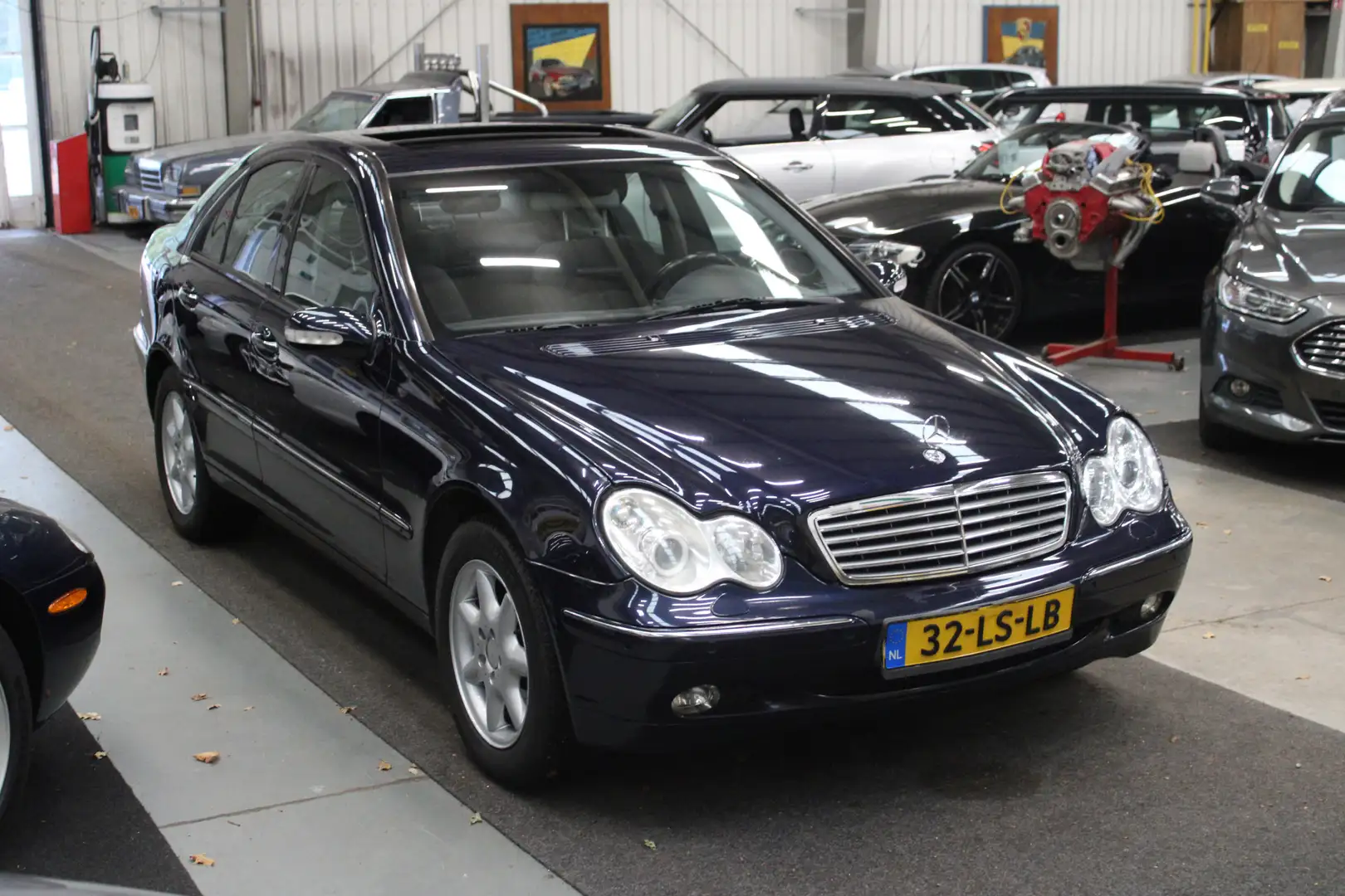 Mercedes-Benz C 320 Elegance Automaat Airco, Cruise Control, PDC, Stuu Blauw - 2