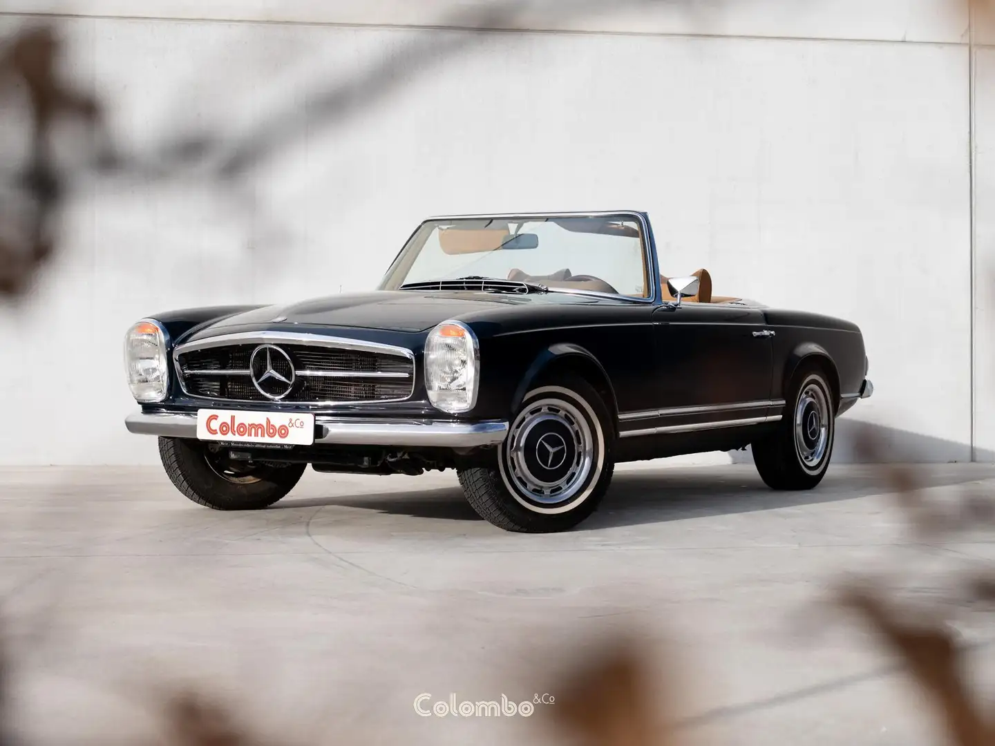 Mercedes-Benz SL 280 Pagoda - 200.000 Euro restorations Blau - 2