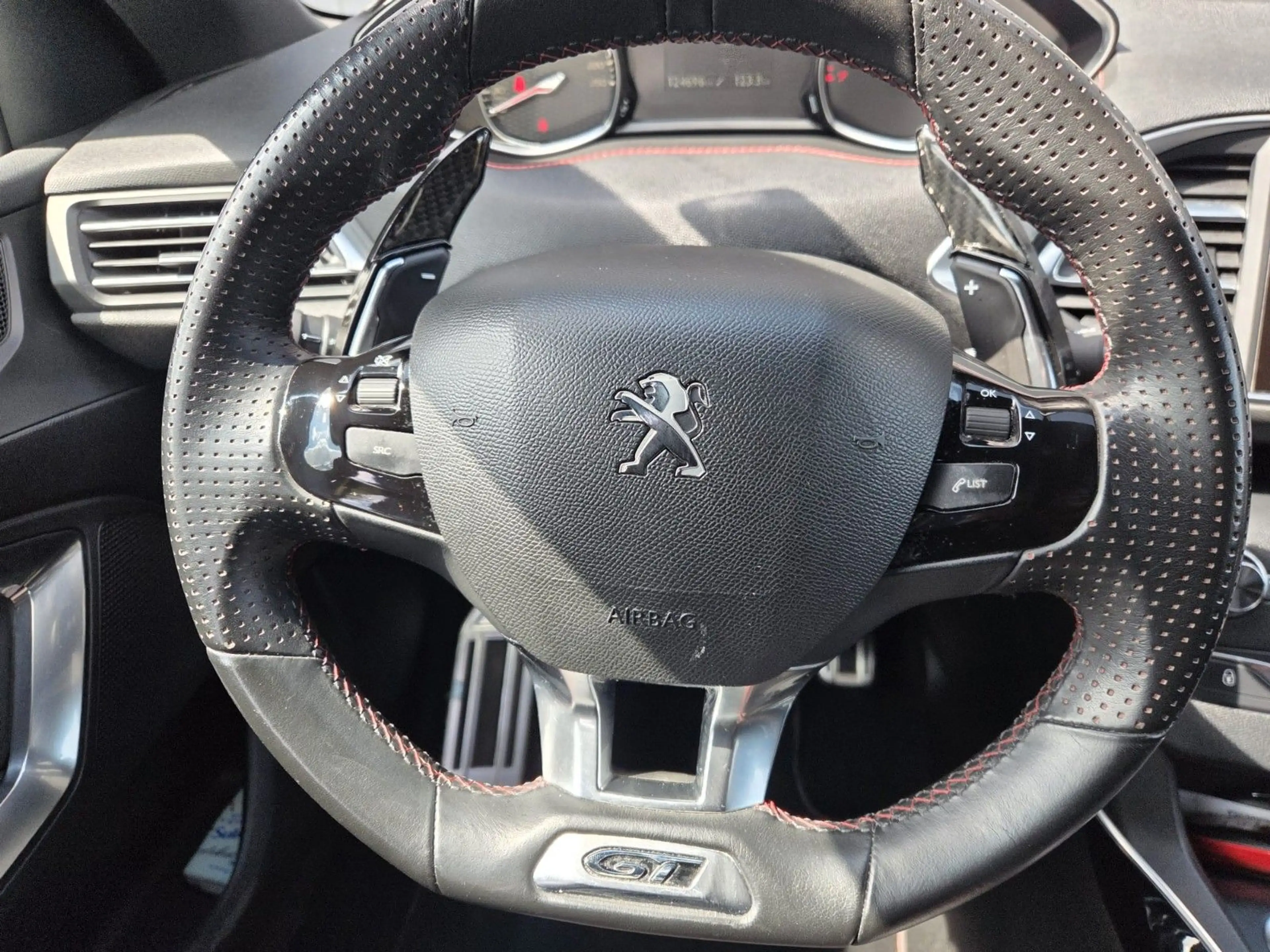 Peugeot 308 GT 1.6/NAVI/TEMPOMAT/KLIMAATM/AUTOMATIK — photo 9