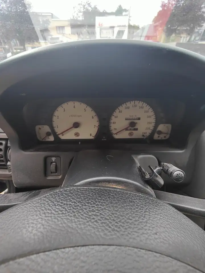 MG MGF 1.8i Essence (1997) – 102 454 km, foto 8