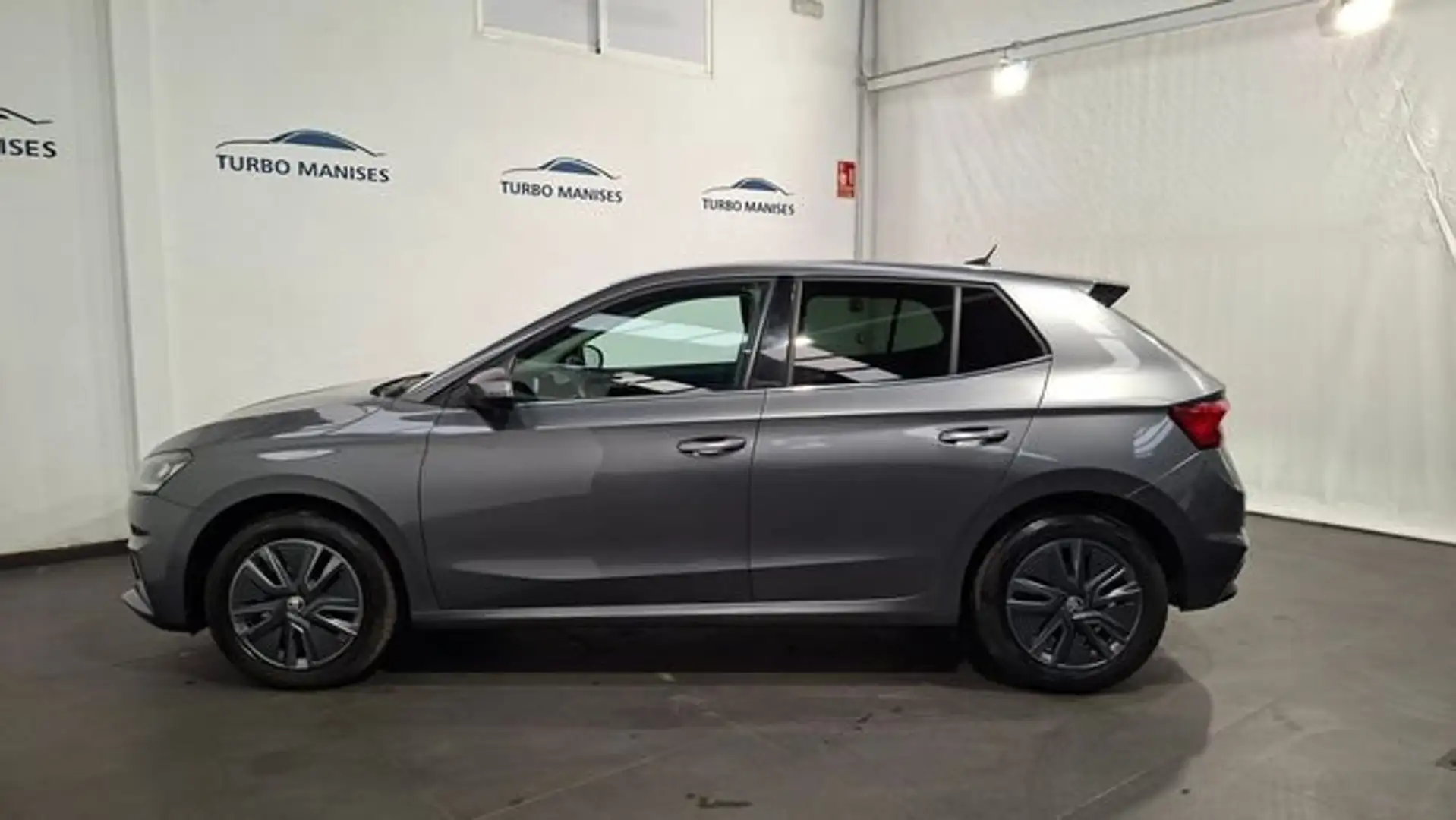 Skoda Fabia 1.0 TSI Selection 70kW Gris - 2