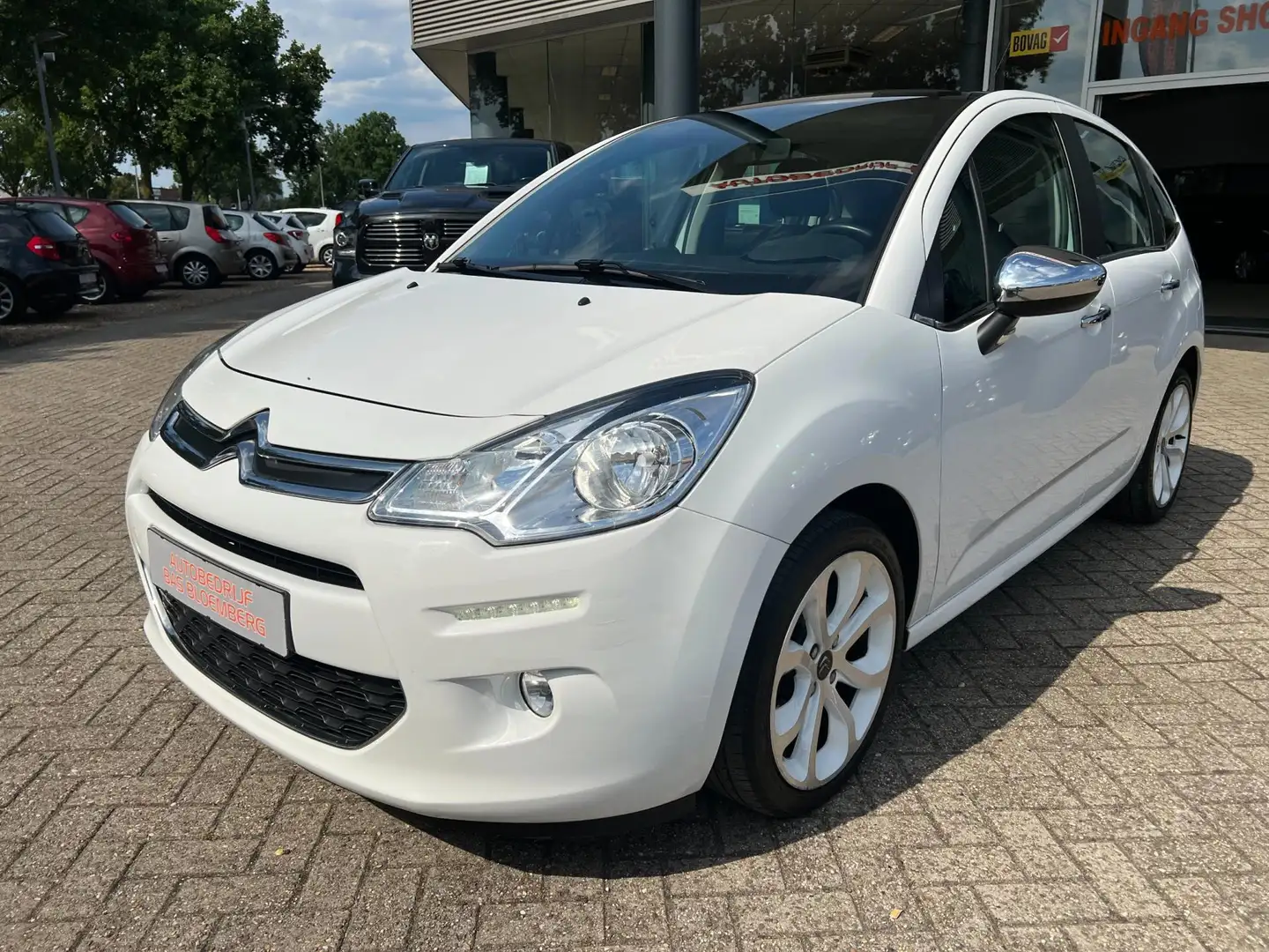 Citroen C3 1.2 VTi Exclusive, Airco, lm velgen, Zenith voorru Wit - 2